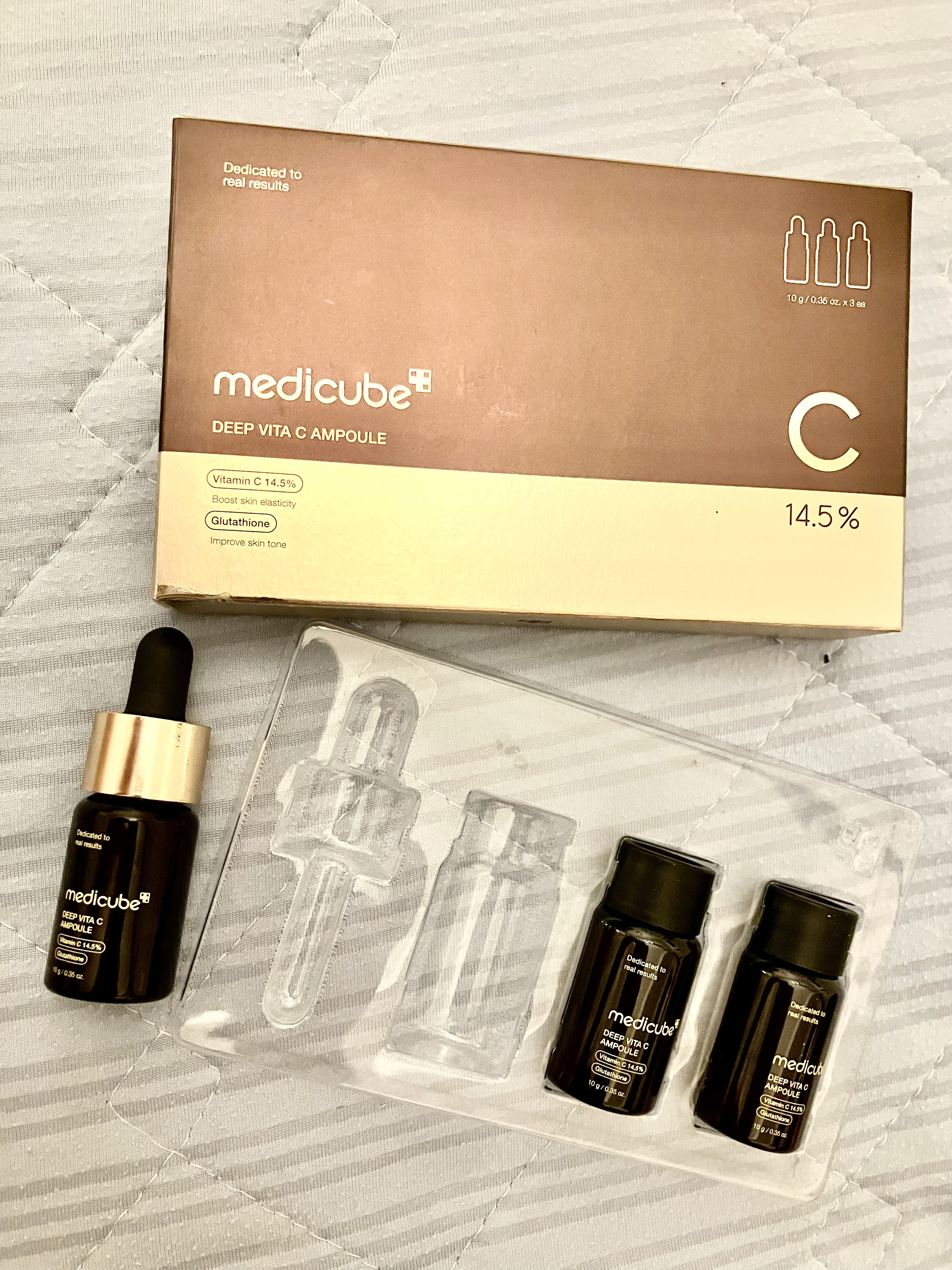 ディープビタCアンプル2.0/MEDICUBE/美容液を使ったクチコミ（2枚目）