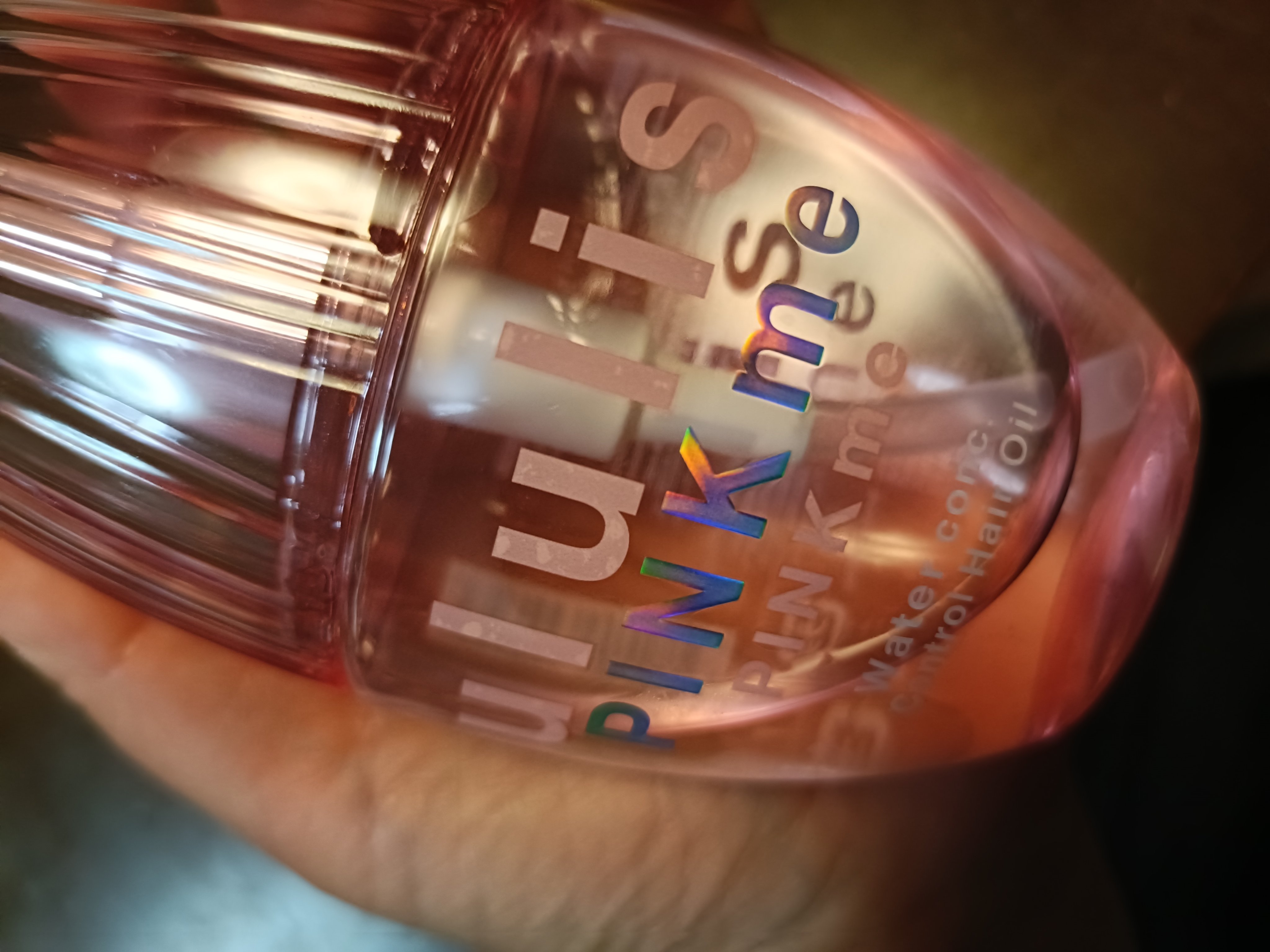 ウルリス ピンクネコ  ウォーターコンク スリーク ヘアオイル/ululis/ヘアオイルを使ったクチコミ（2枚目）