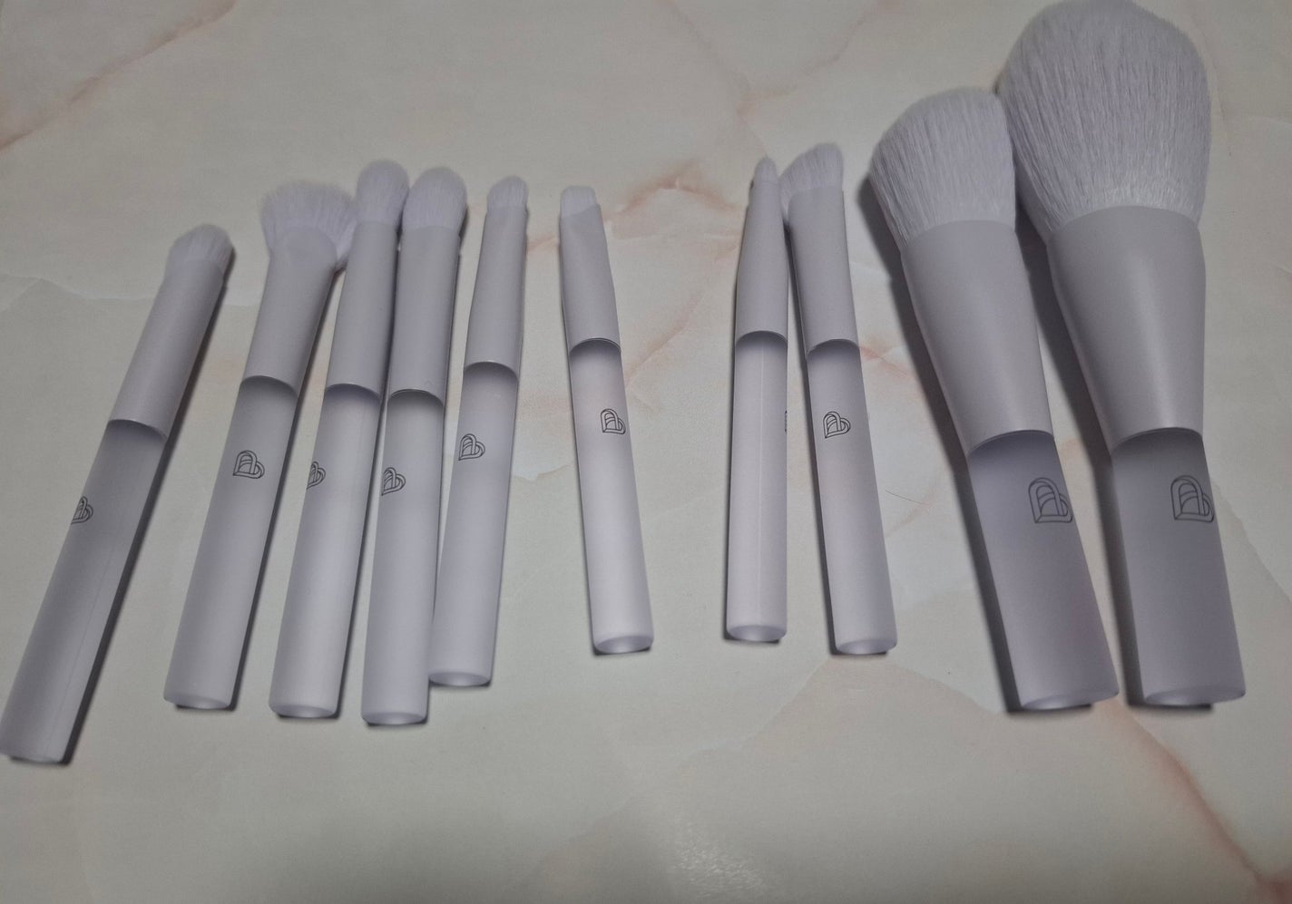 ブロッサム ふんわり抗菌ミニメイクブラシ 11本セット/BLJ/メイクブラシを使ったクチコミ(1枚目)