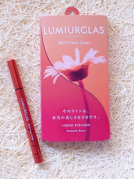 スキルレスライナー/LUMIURGLAS/リキッドアイライナーを使ったクチコミ(1枚目)
