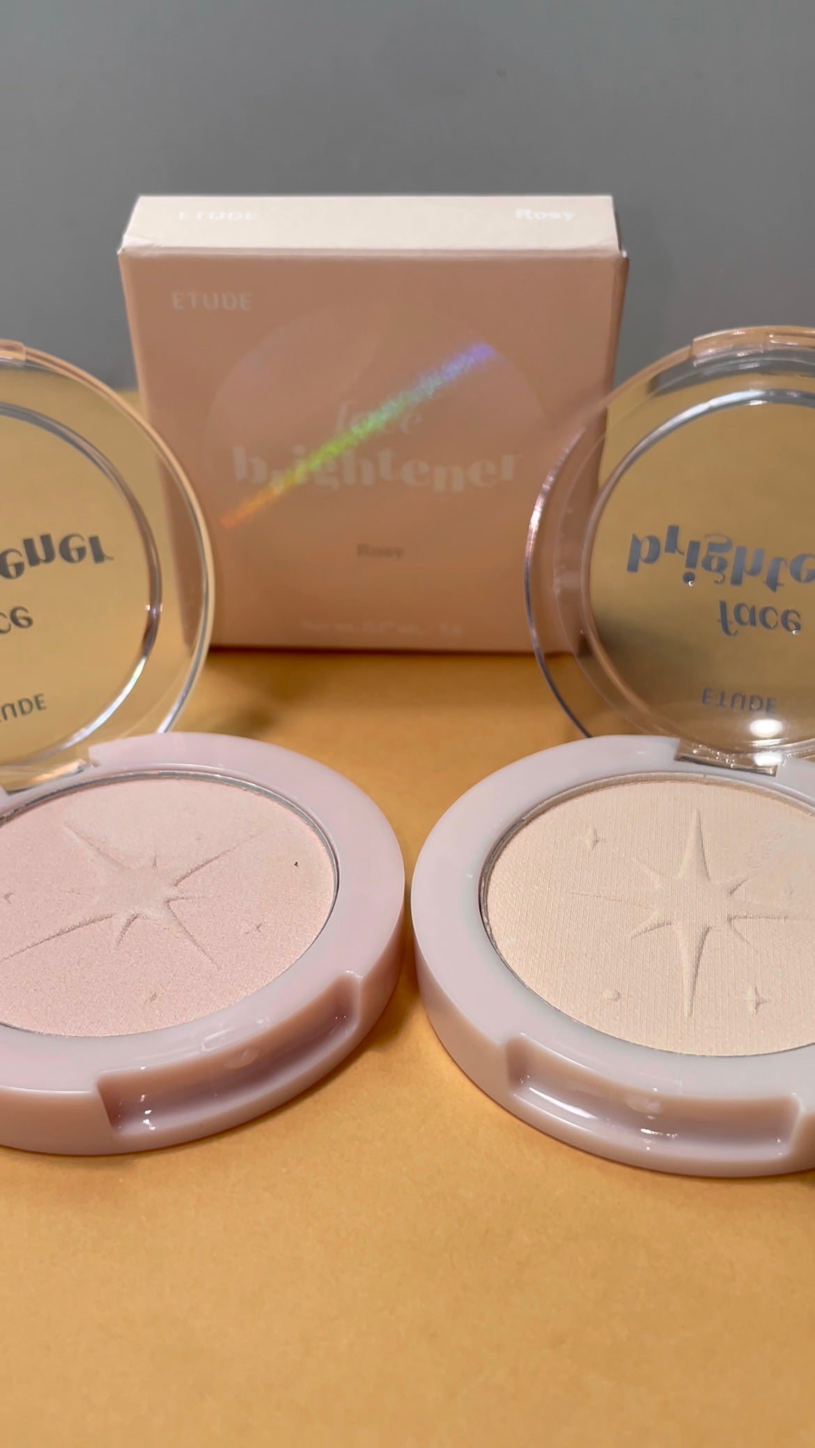 しぃ on LIPS 「エチュードのピュアな煌めき放つうるツヤハイライターフェイスブラ..」(4枚目)