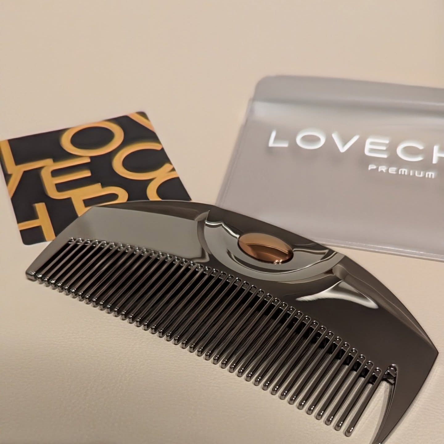 PG ツキ プレミアムブラック/LOVECHROME/ヘアコームを使ったクチコミ（1枚目）