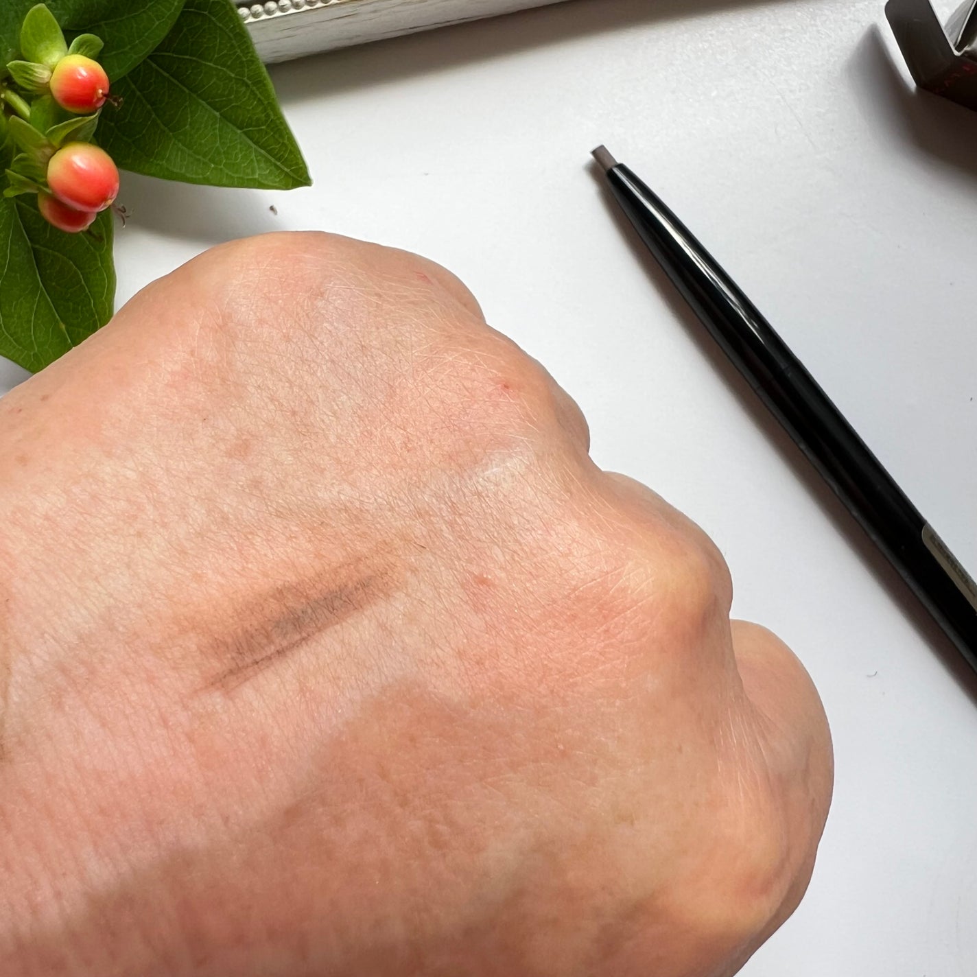 ケイト アイブロウペンシル(パウダリーフィニッシュ)/KATE/アイブロウペンシルを使ったクチコミ(5枚目)