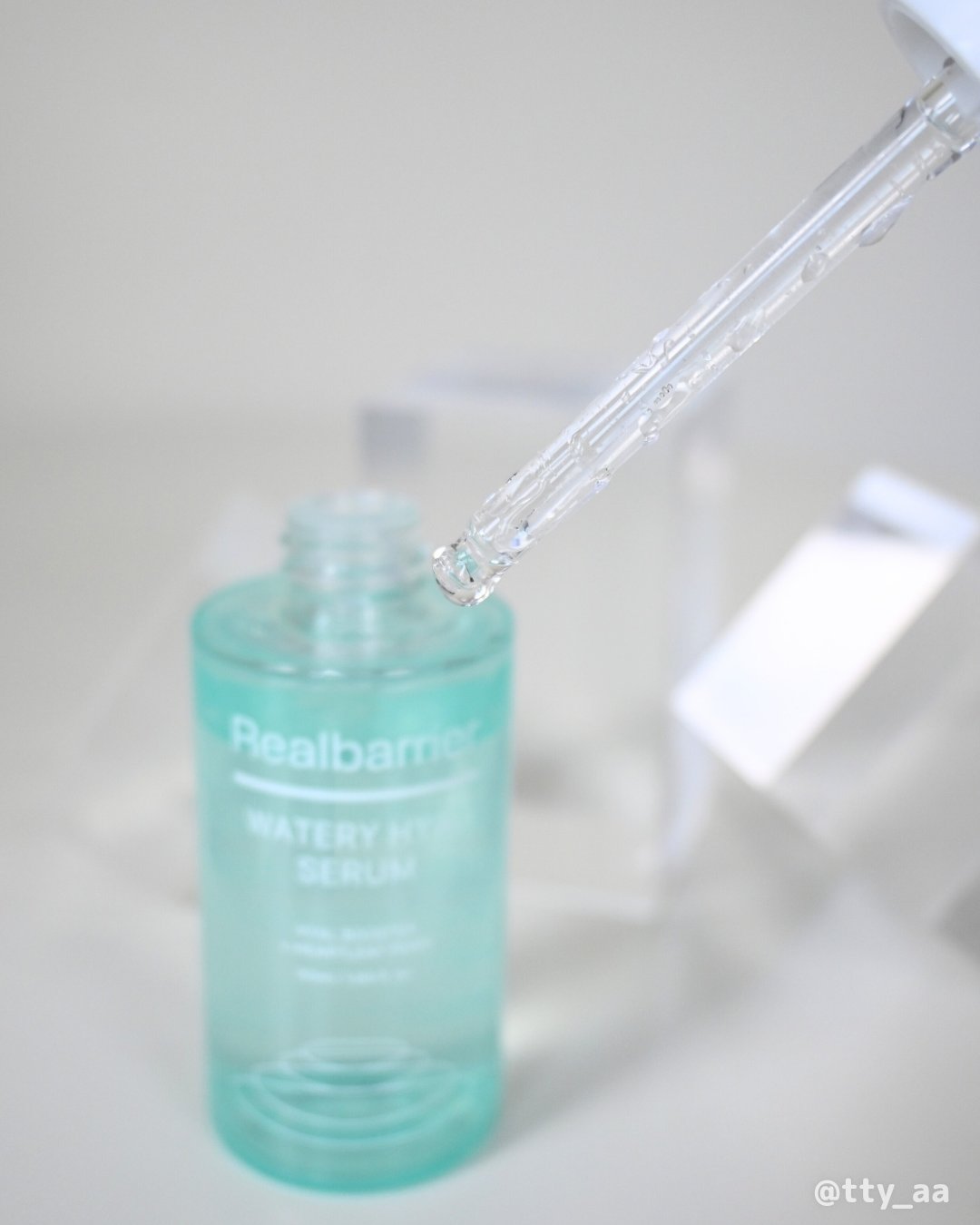 ウォータリー ヒアル セラム/Real Barrier/美容液を使ったクチコミ（3枚目）
