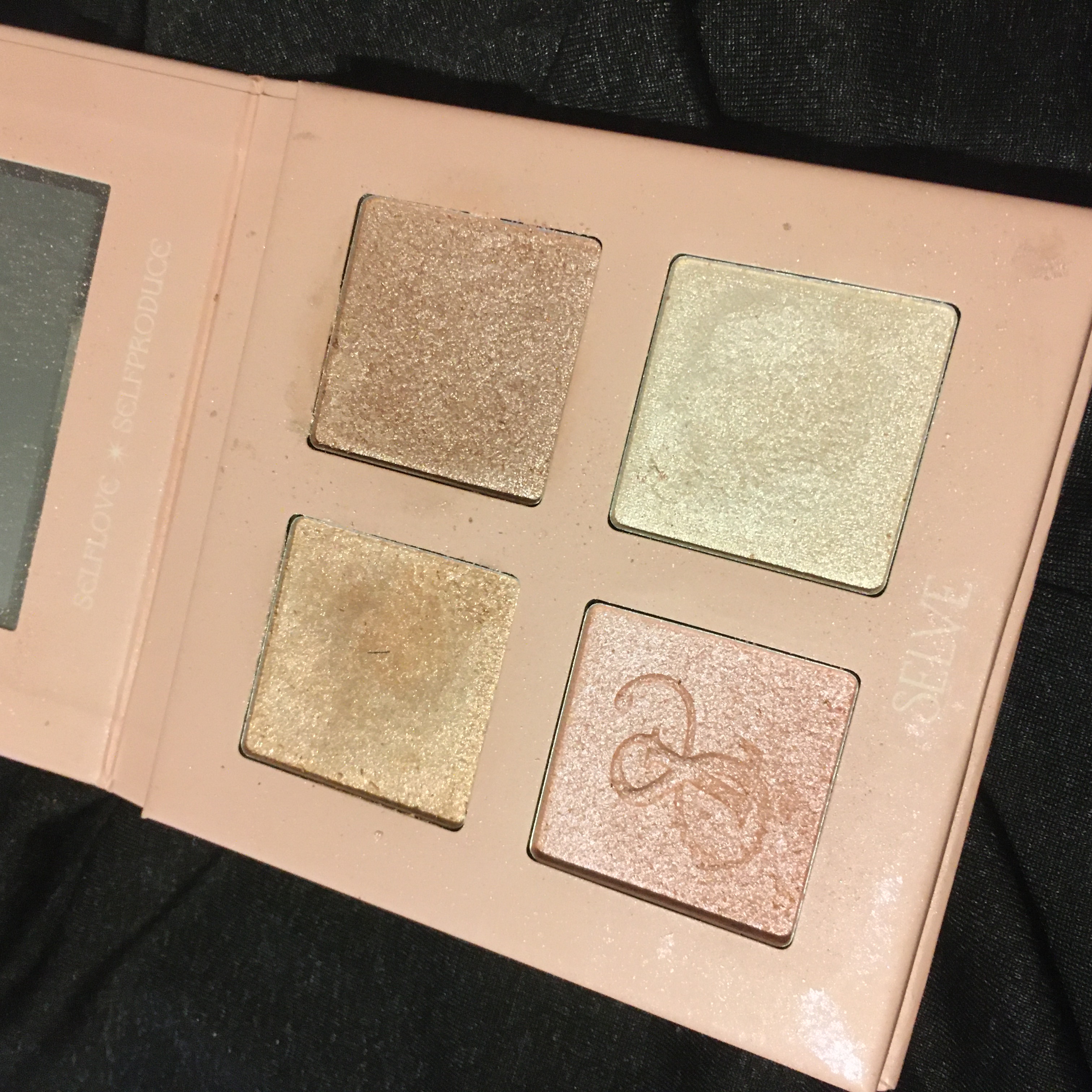 プリズムショットマルチハイライトパレット 01 ブロッサムピーチ/SELVE/パウダーハイライトを使ったクチコミ（1枚目）