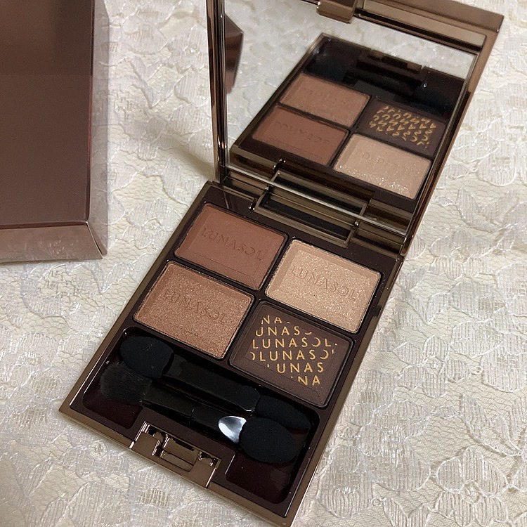 セレクション・ドゥ・ショコラアイズ/LUNASOL/アイシャドウパレットを使ったクチコミ（1枚目）