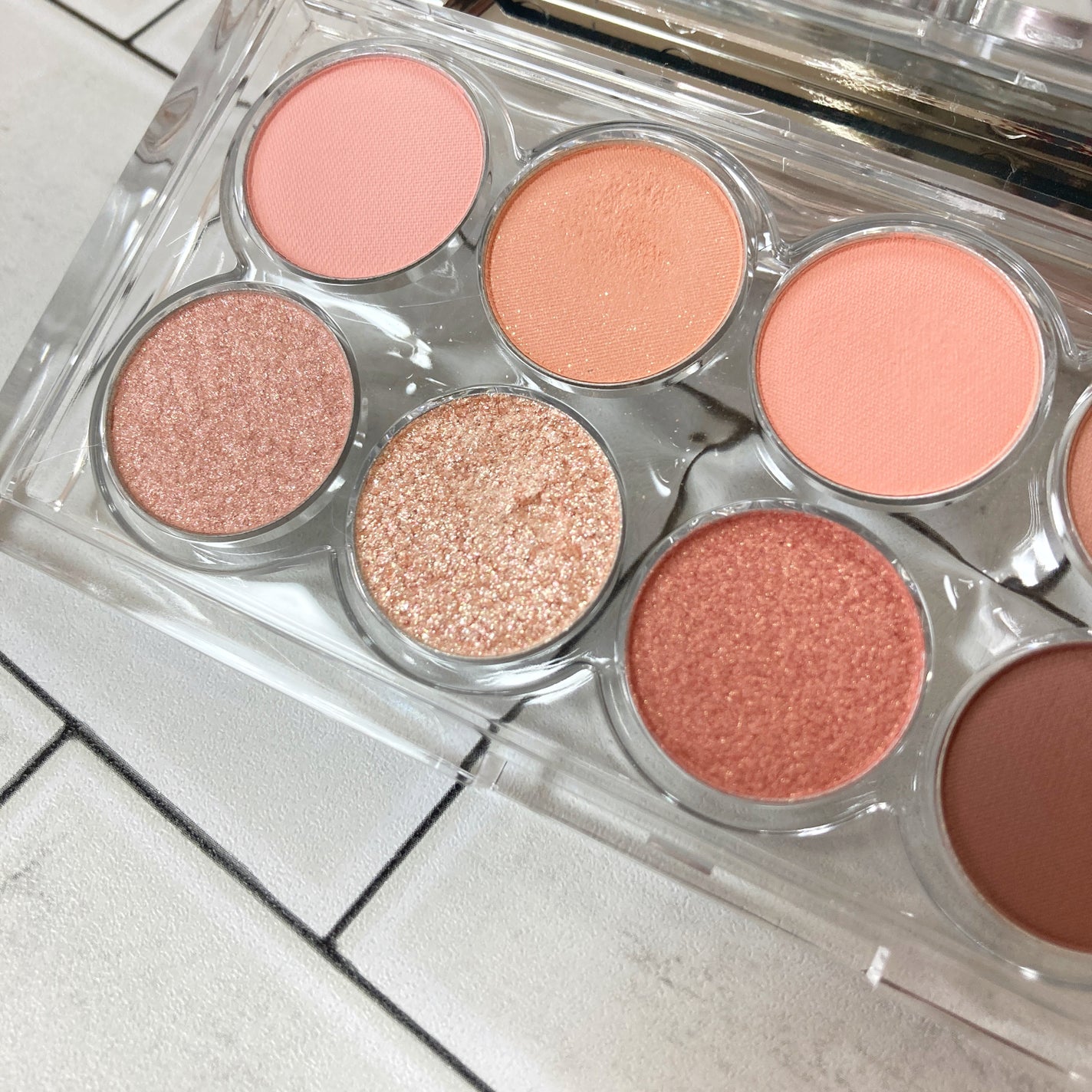 ライトオンアイズシャドウパレット/ルミル/アイシャドウパレットを使ったクチコミ(4枚目)