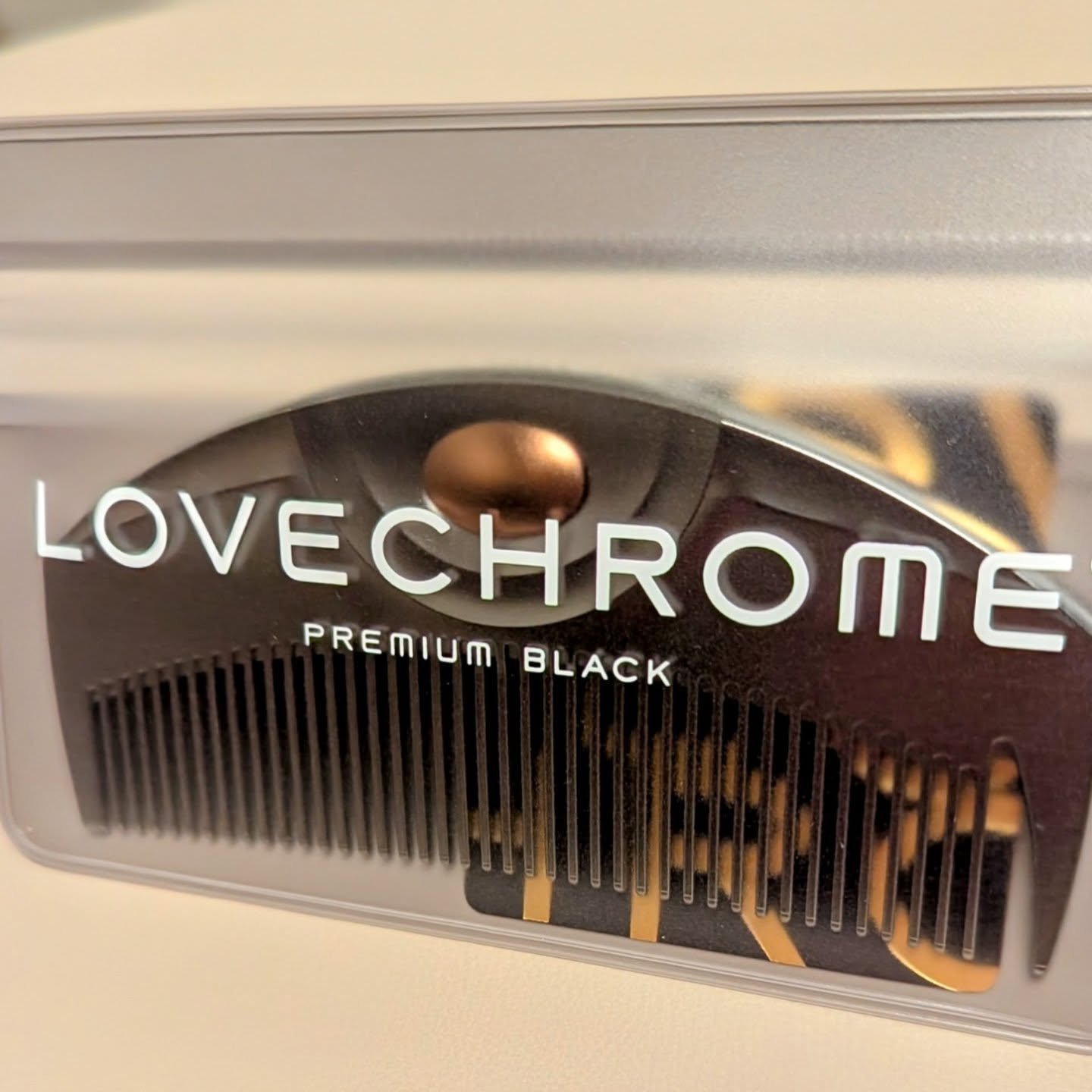 PG ツキ プレミアムブラック/LOVECHROME/ヘアコームを使ったクチコミ（2枚目）
