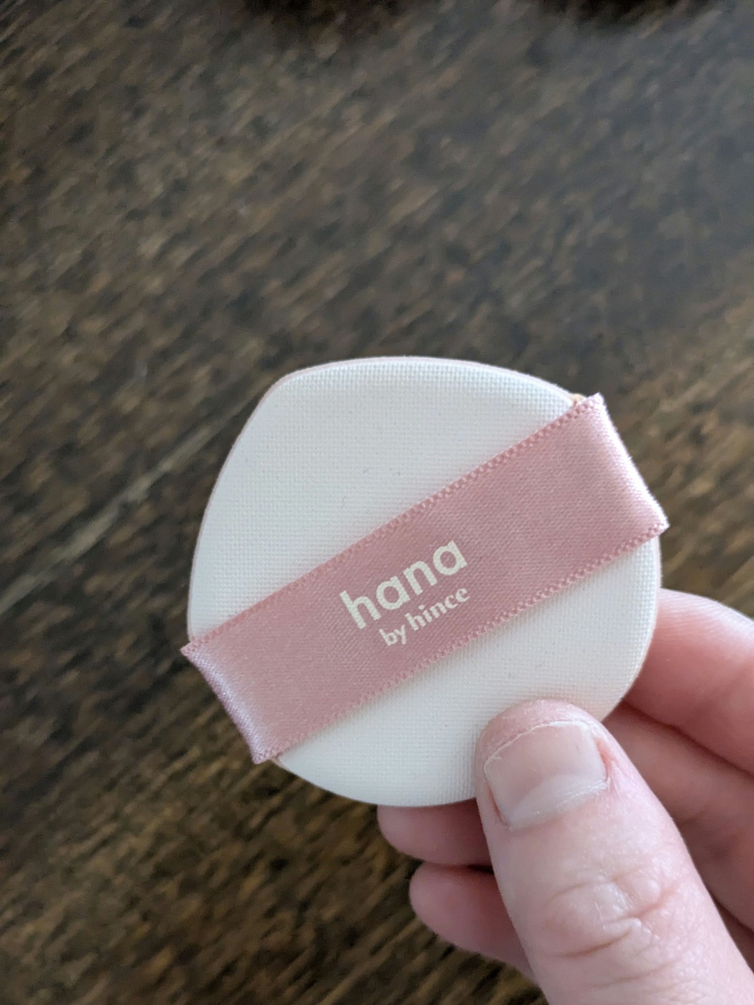 レイヤーフィットクッション/hana by hince/クッションファンデーションを使ったクチコミ（3枚目）