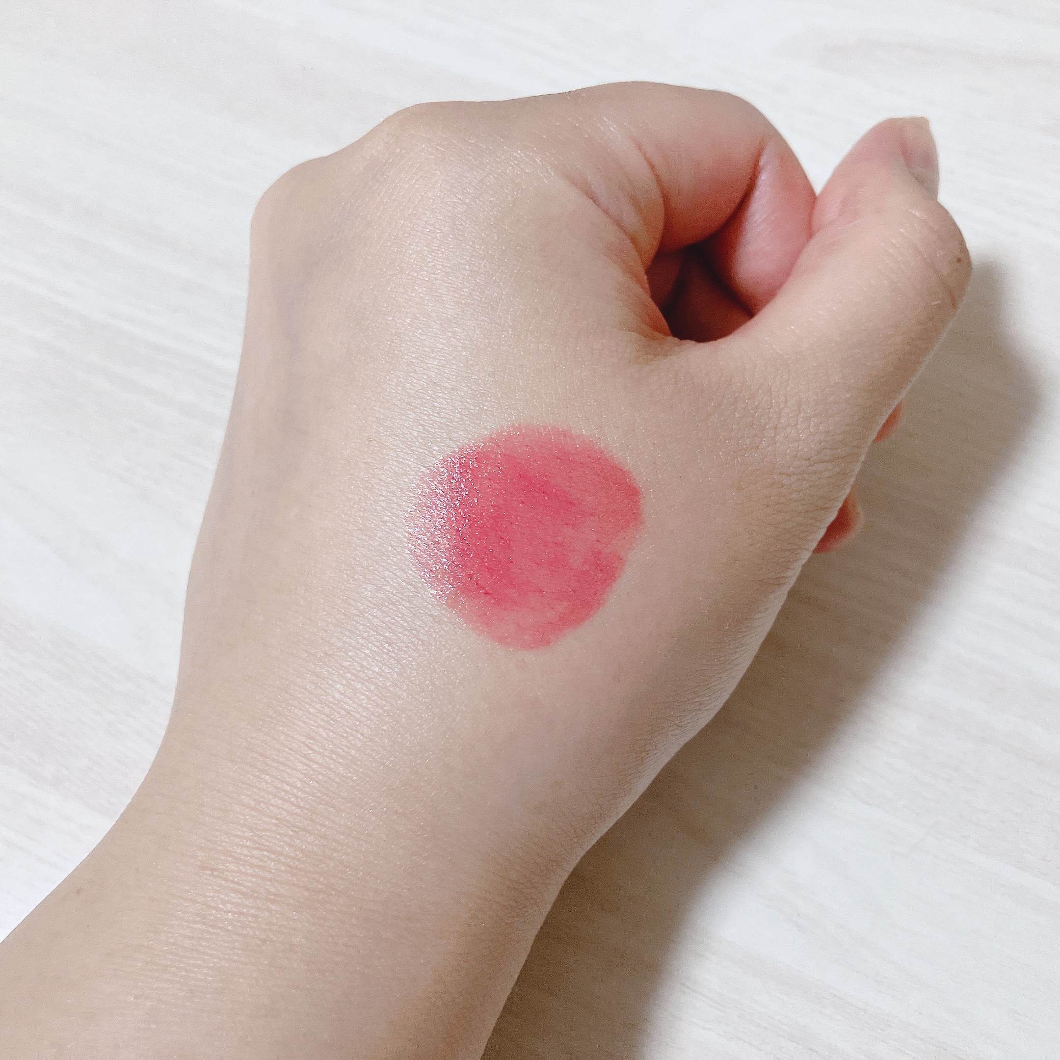 なめらか質感ひと塗りルージュ/AUBE/口紅を使ったクチコミ（2枚目）