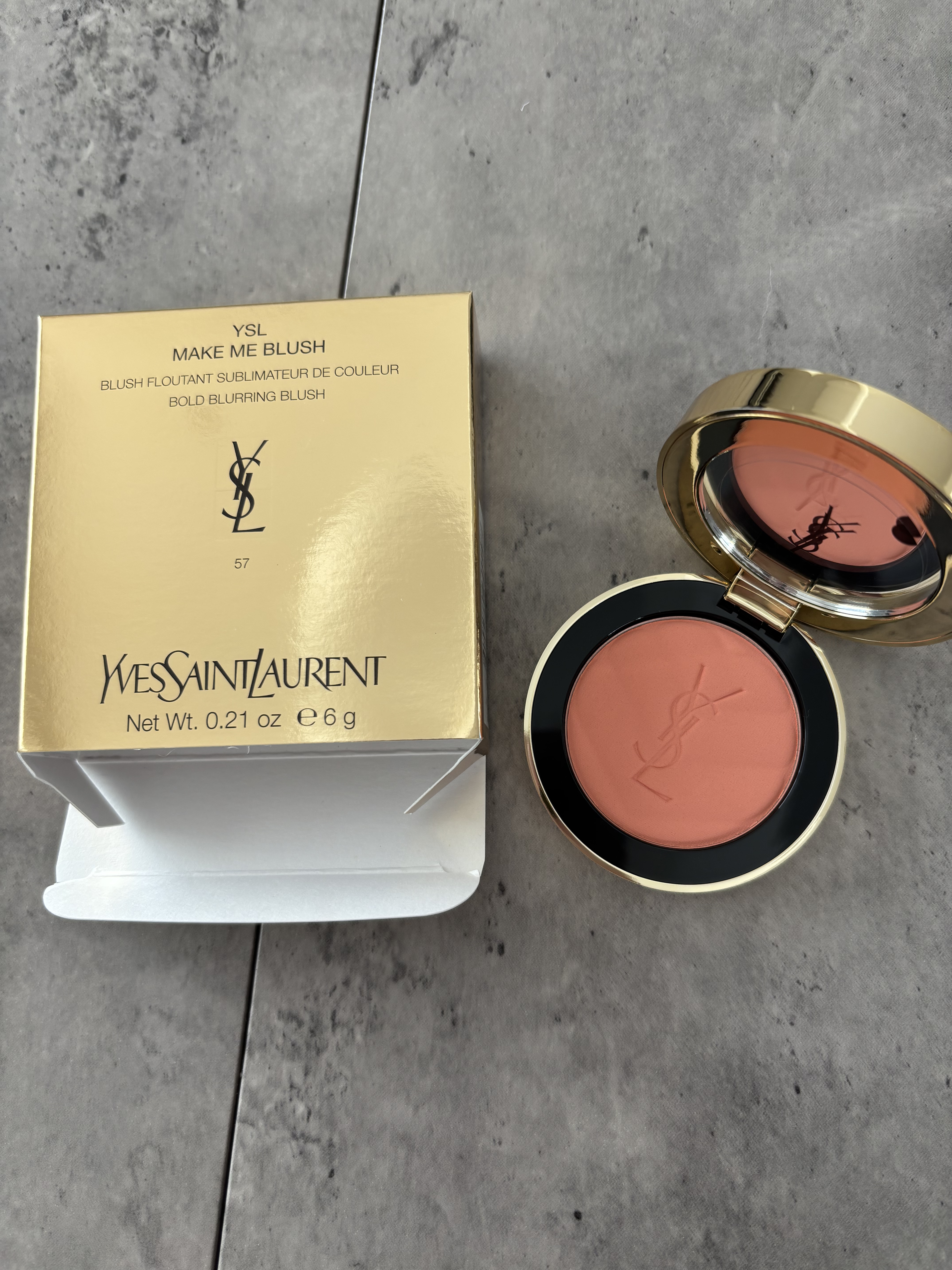 YSL メイクミーブラッシュ パウダー 57 CORAL CRUSH/YVES SAINT LAURENT BEAUTE/パウダーチークを使ったクチコミ（1枚目）