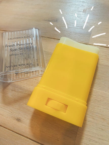 パウダリーUVアロエスティック SPF50+/PA++++/ネイチャーリパブリック/日焼け止めスティックを使ったクチコミ(2枚目)