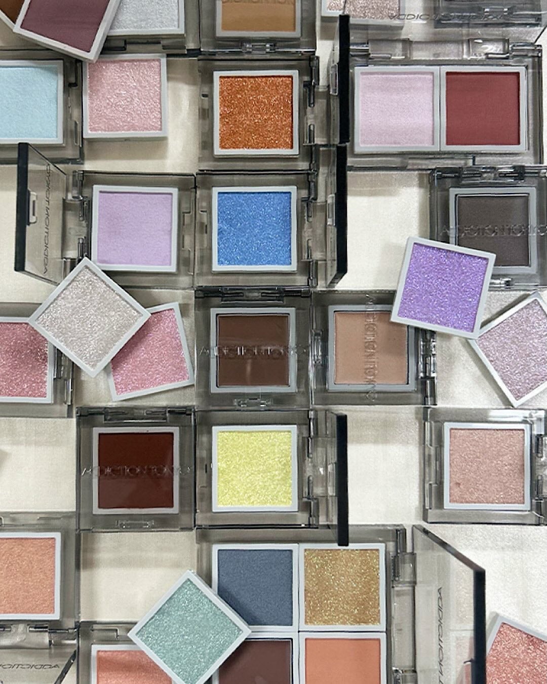 アディクション ザ シングル アイシャドウ パール/ADDICTION/単色アイシャドウを使ったクチコミ(1枚目)