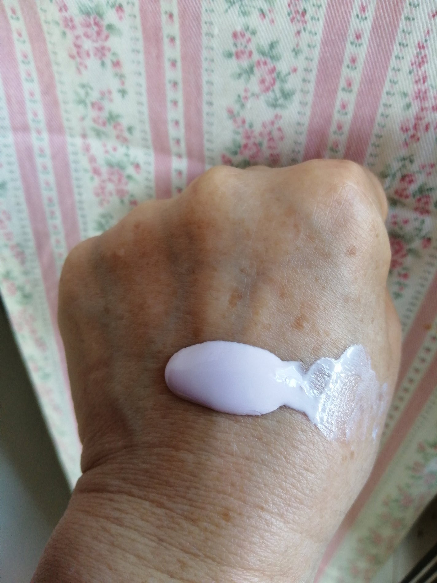 マルチプロテクション デイセラム UV/インフィニティ/日焼け止めクリームを使ったクチコミ(2枚目)