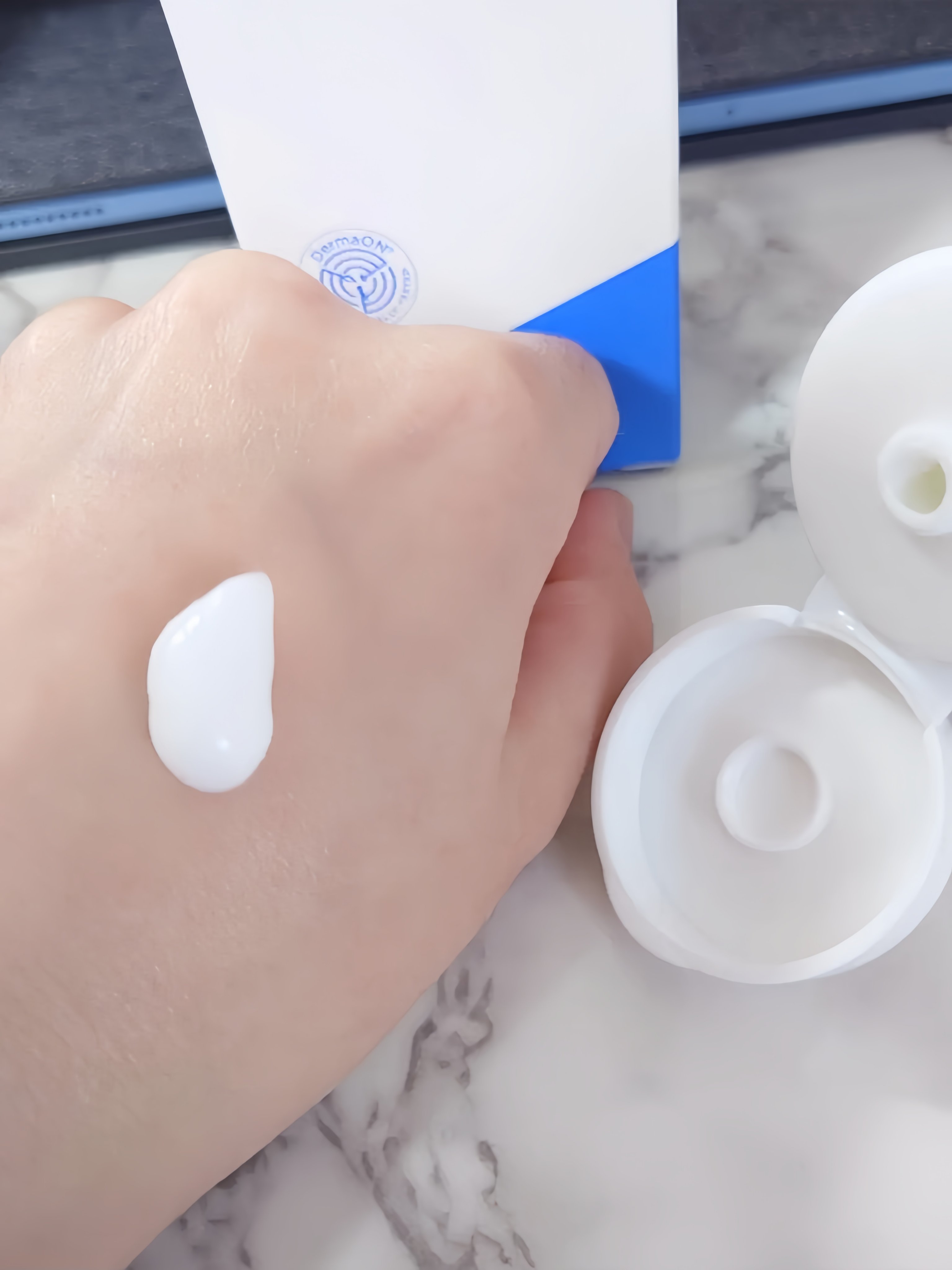 アトバリア365クリーム/AESTURA/フェイスクリームを使ったクチコミ（2枚目）