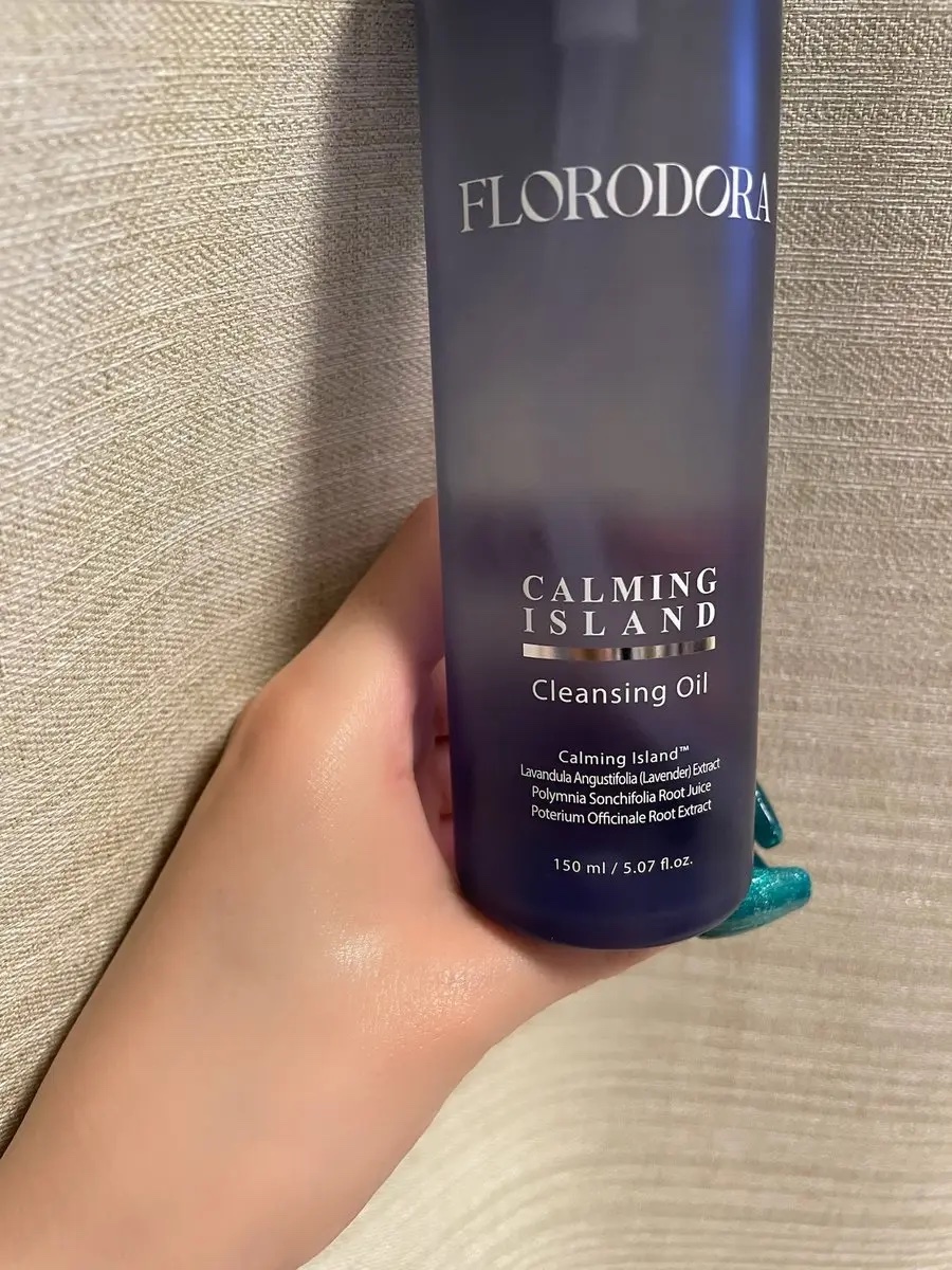フローロドラ カーミングアイランドクレンジングオイル/Florodora/オイルクレンジングを使ったクチコミ（2枚目）