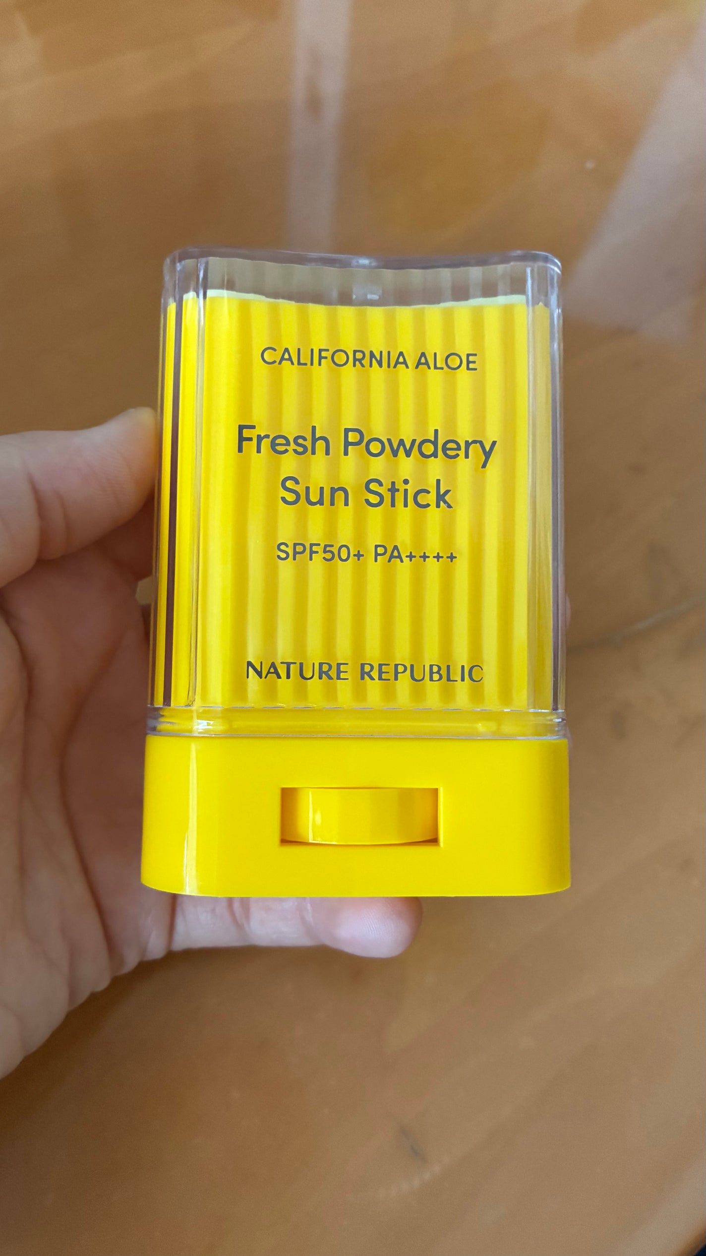 パウダリーUVアロエスティック/ネイチャーリパブリック/日焼け止めスティックを使ったクチコミ(1枚目)