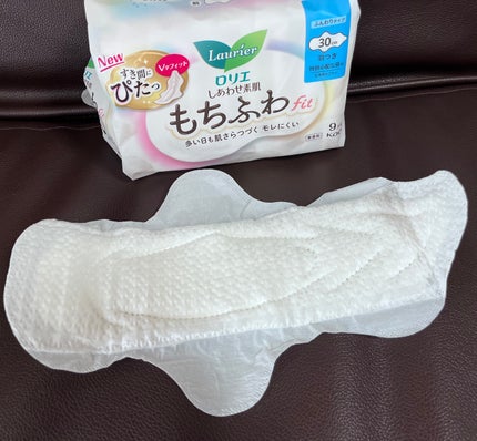 ロリエ もちふわ fit 25cm 羽つき 14コ入 (医薬部外品 )/ロリエ/ナプキンを使ったクチコミ(4枚目)