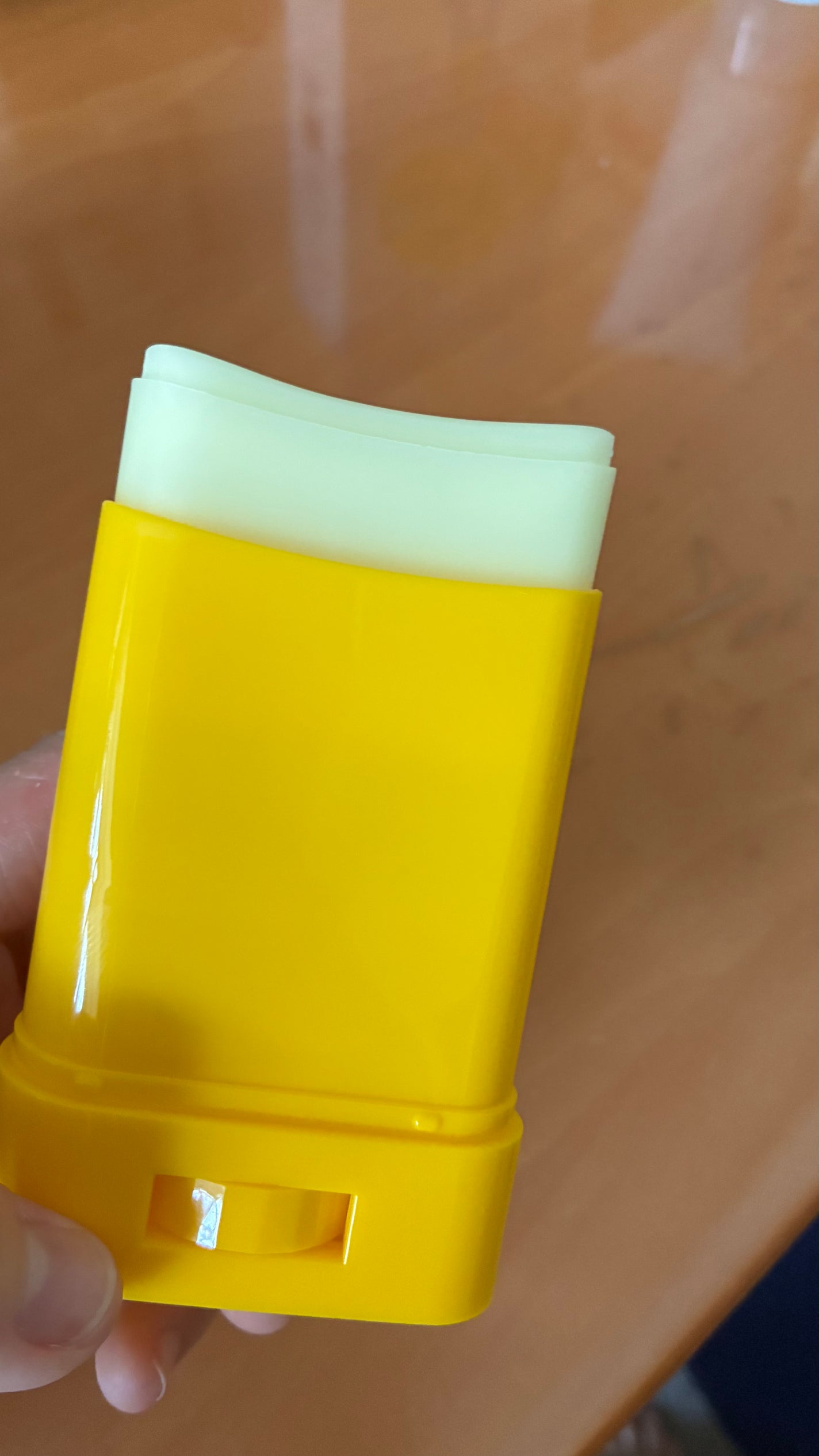 パウダリーUVアロエスティック/ネイチャーリパブリック/日焼け止めスティックを使ったクチコミ(3枚目)