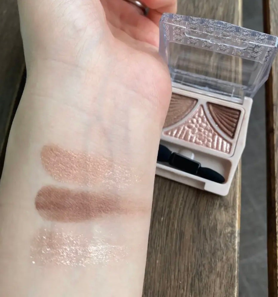 ジューシーピュアアイズ/キャンメイク/アイシャドウパレットを使ったクチコミ(4枚目)