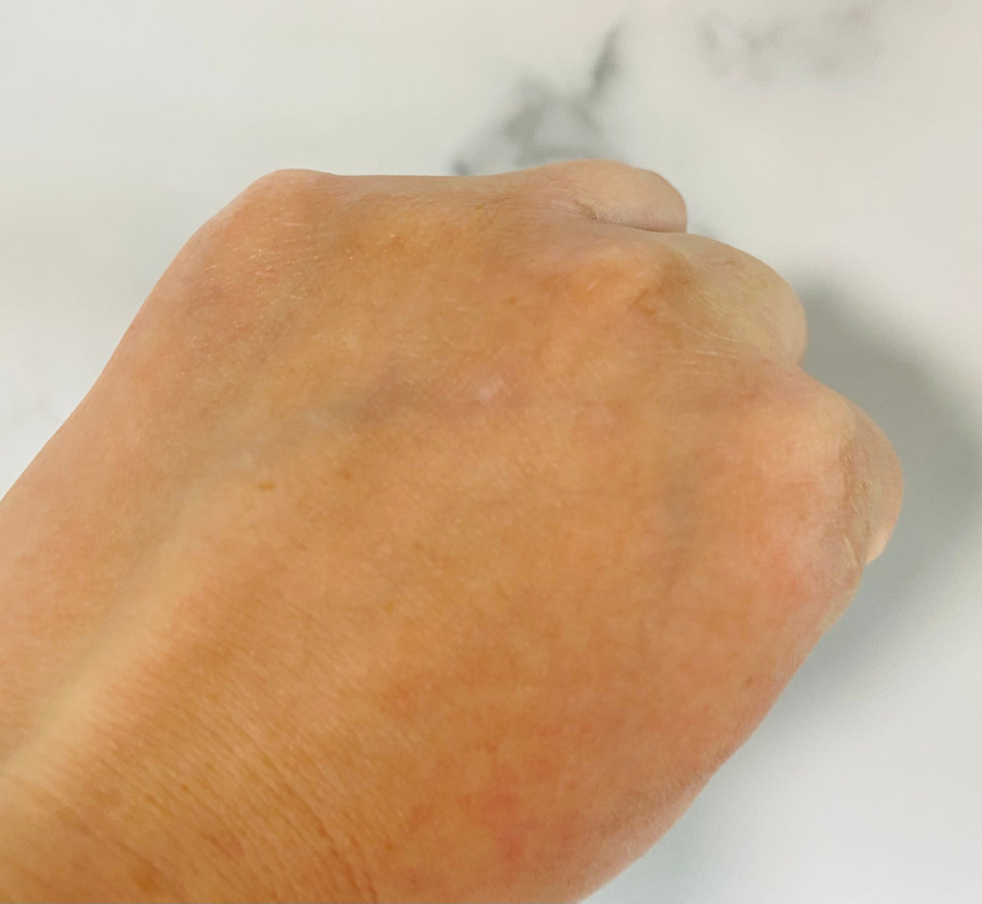 すっぴんパウダーC パステルローズの香り/クラブ/プレストパウダーを使ったクチコミ(4枚目)