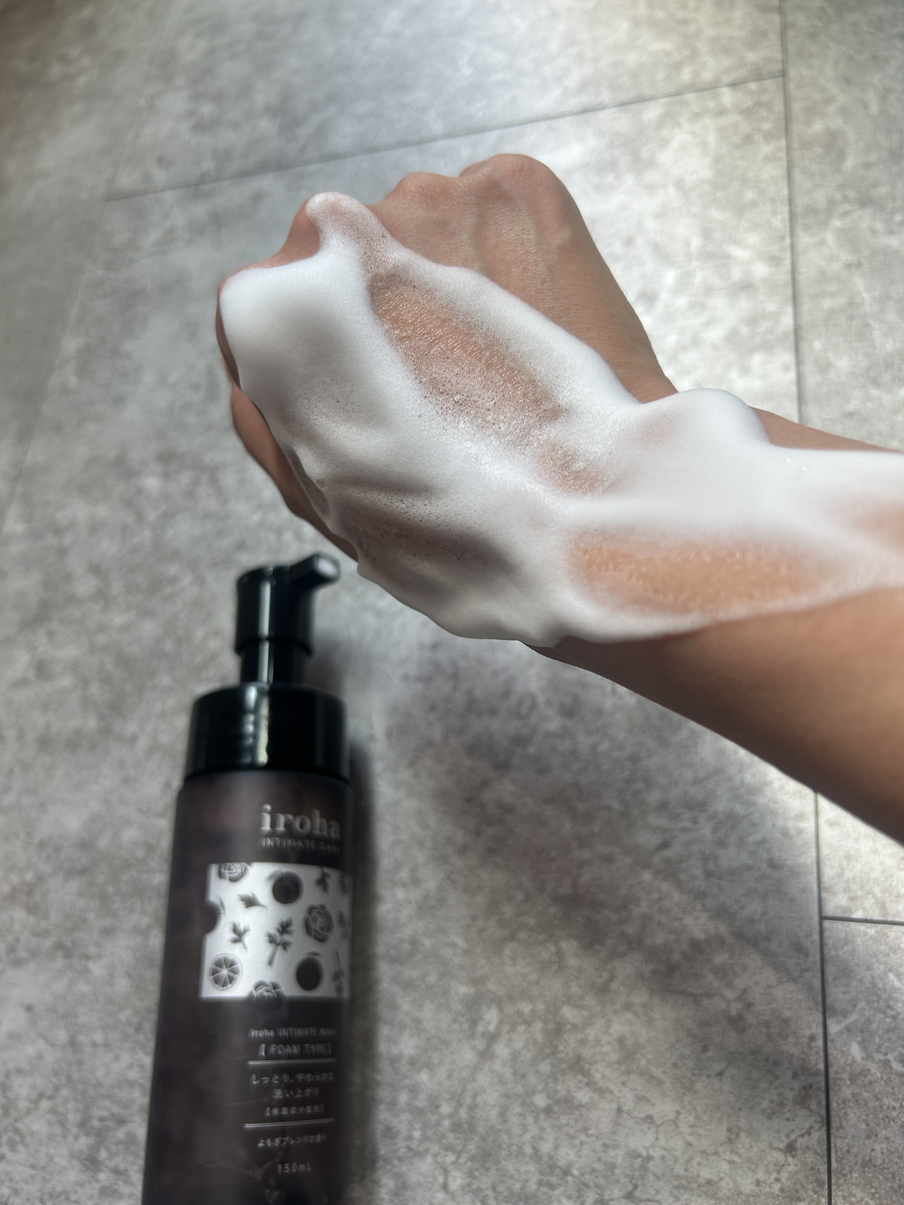 イロハ インティメートウォッシュ フォームタイプ よもぎブレンドの香り/iroha INTIMATE CARE/デリケートゾーンケアを使ったクチコミ（3枚目）