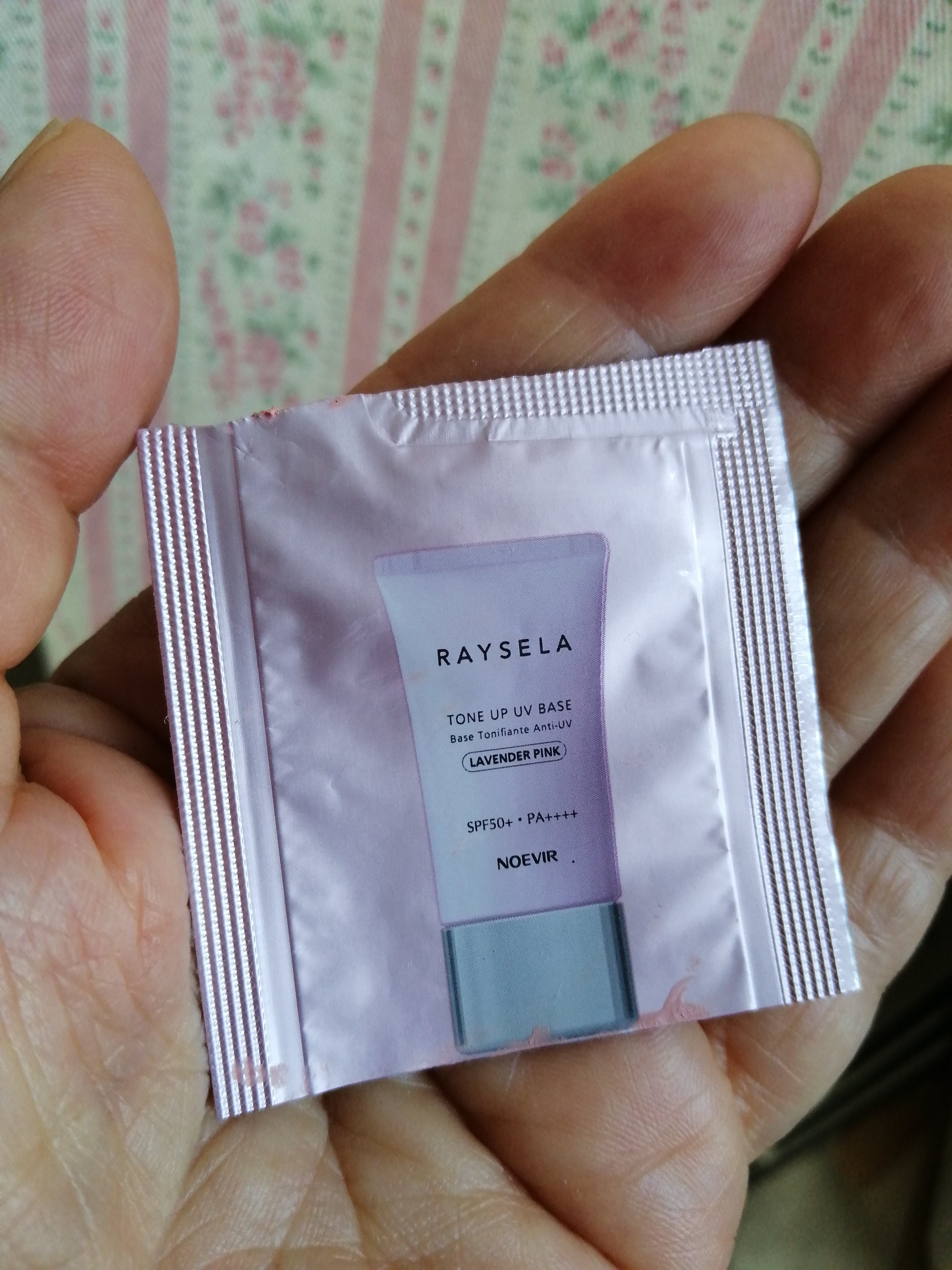 ノエビア レイセラ トーンアップ UVベース ラベンダーピンク/ノエビア/日焼け止め・UVケアを使ったクチコミ（1枚目）
