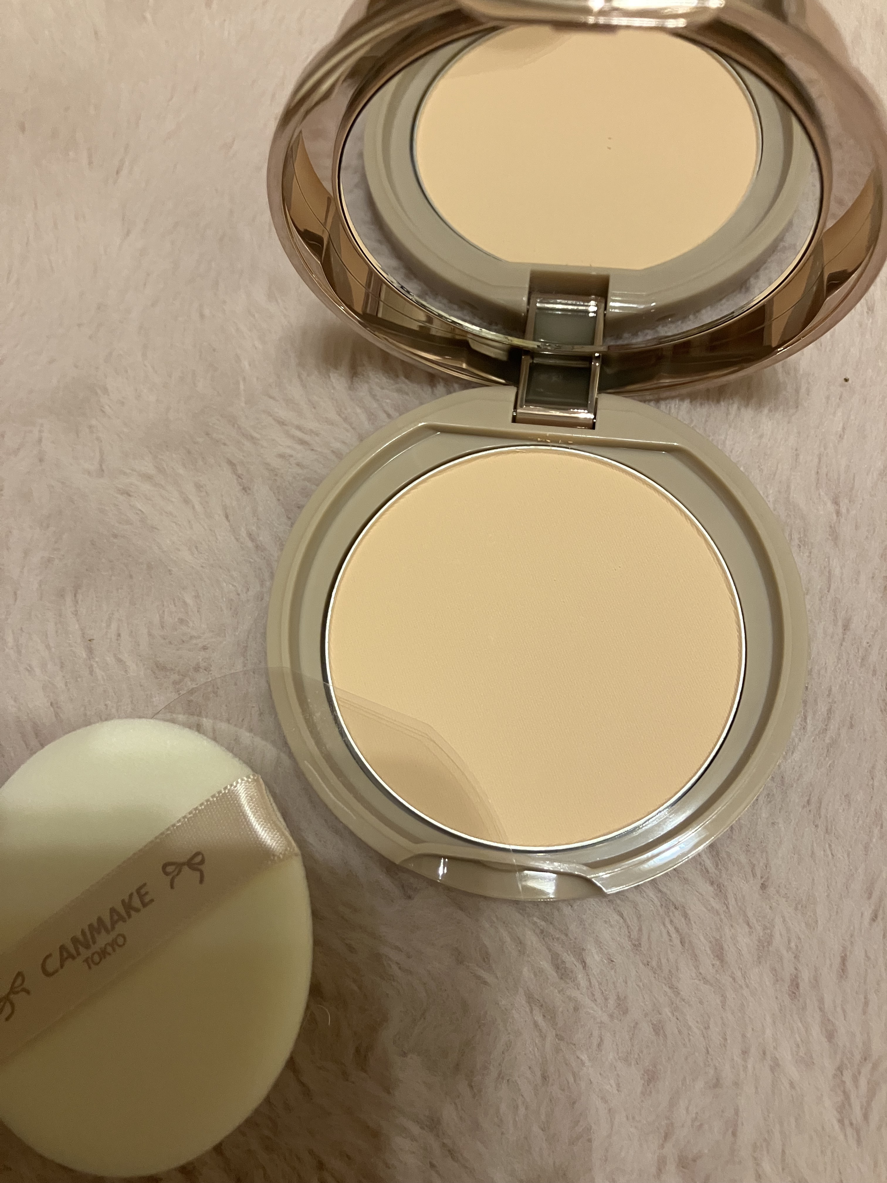 マシュマロフィニッシュパウダー MO マットオークル（新パッケージ）/キャンメイク/プレストパウダーを使ったクチコミ（2枚目）