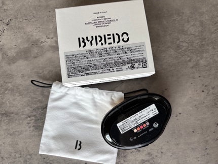 アイシャドウ 5カラーズ/BYREDO/アイシャドウパレットを使ったクチコミ(4枚目)