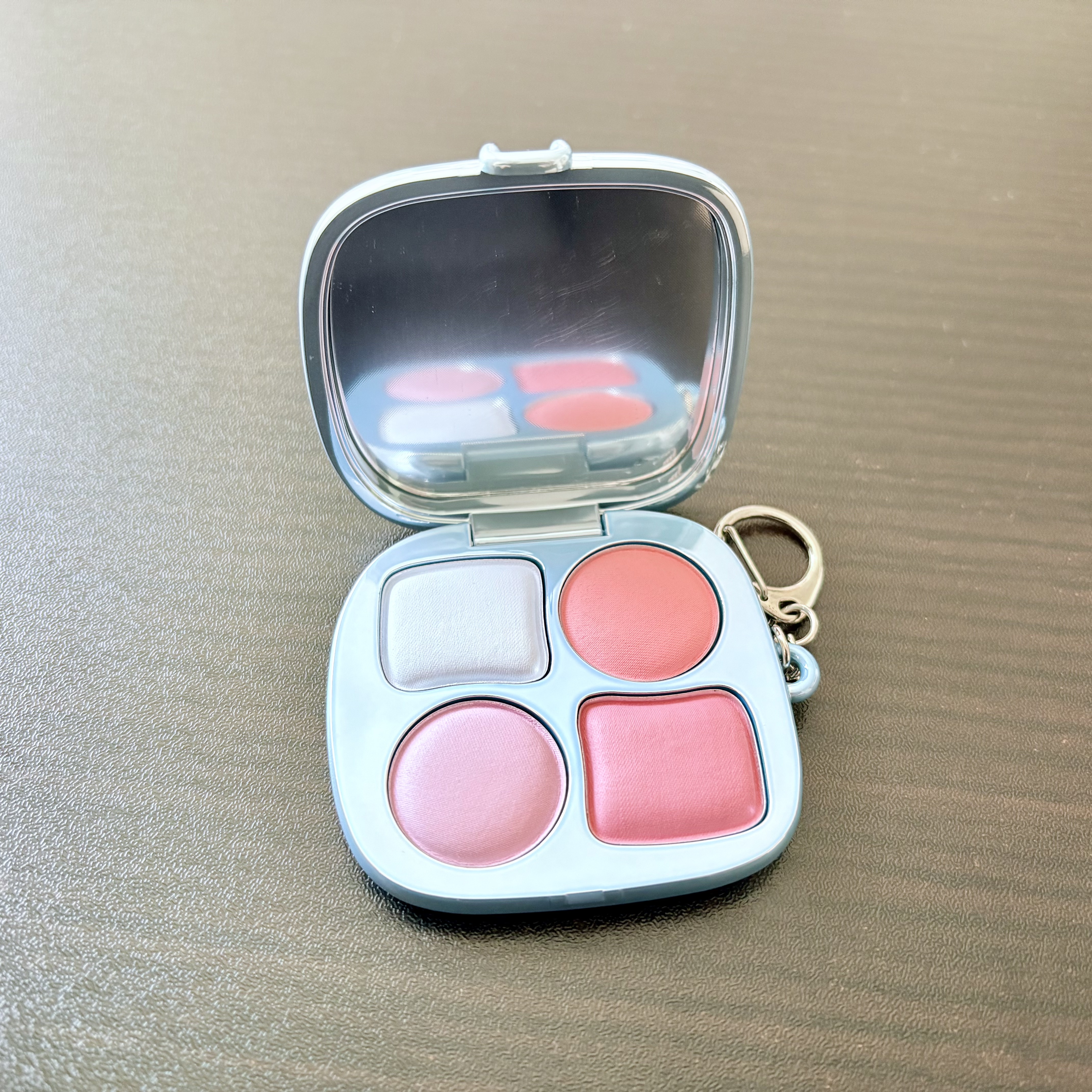 フィー ポケットチークパレット CP01 ピンク＆ソーダ/fwee/ジェル・クリームチークを使ったクチコミ（1枚目）