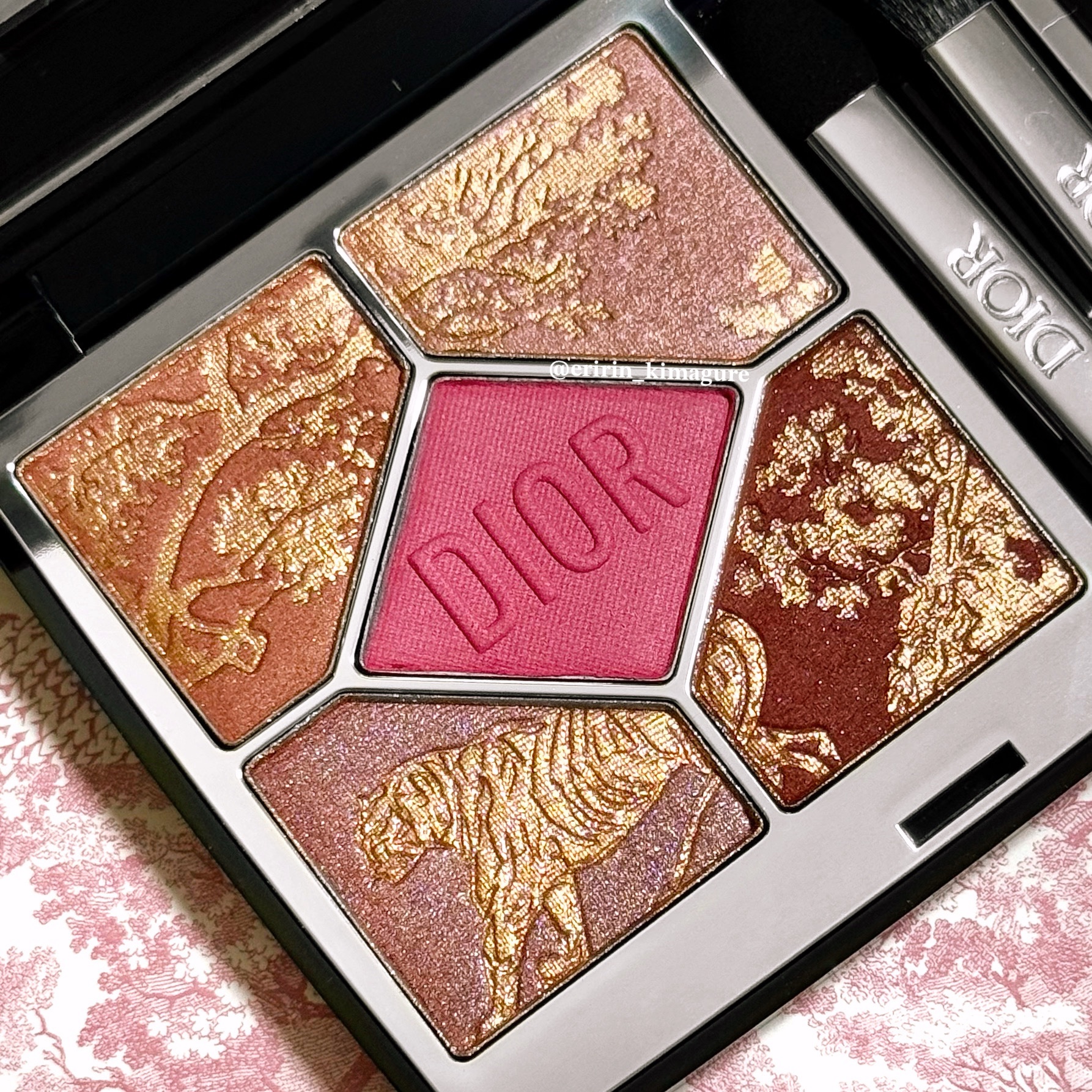 【旧】ディオールショウ サンク クルール（サマー コレクション 2025 限定品）/Dior/アイシャドウを使ったクチコミ（3枚目）