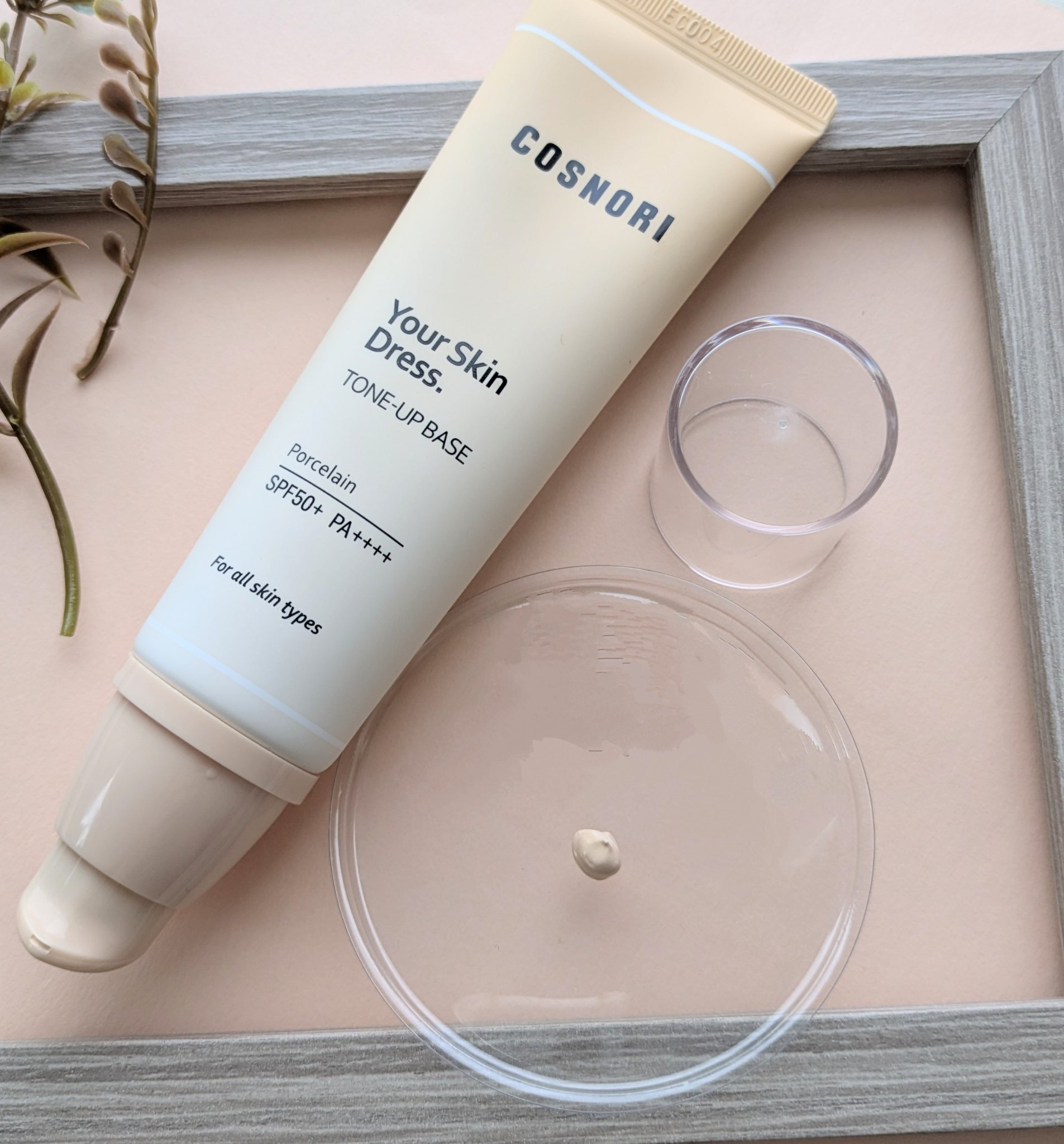 ユアースキンドレストーンアップベース/COSNORI/化粧下地を使ったクチコミ（2枚目）