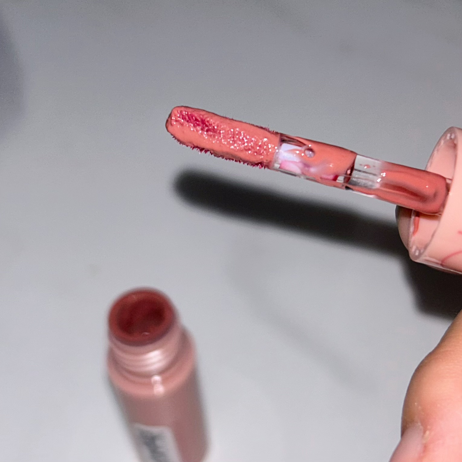 ジューシーラスティングティント ウィズミニセット/rom&nd/リップティントを使ったクチコミ（3枚目）