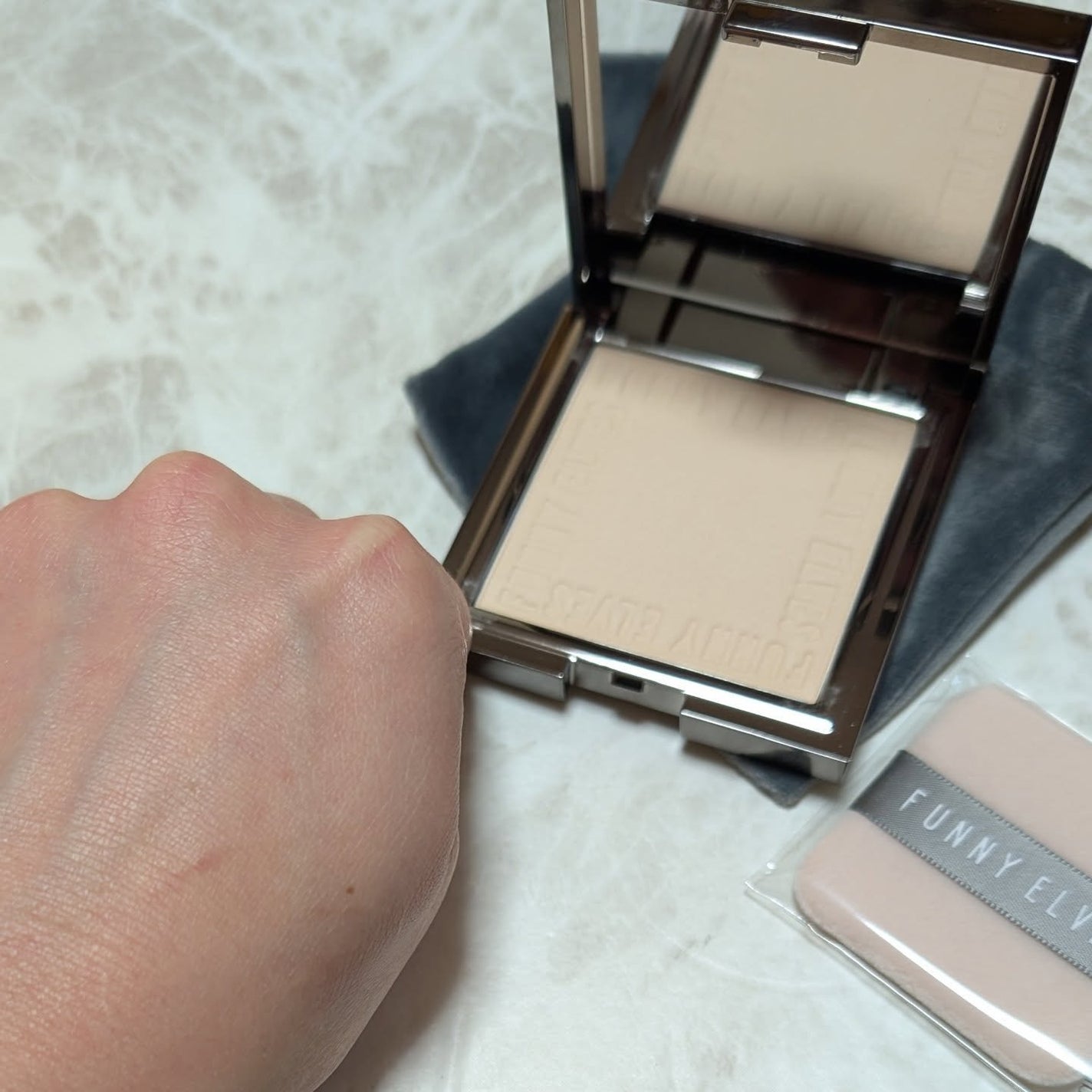 ソフトマットプレストパウダー/FUNNY ELVES方里/プレストパウダーを使ったクチコミ(4枚目)