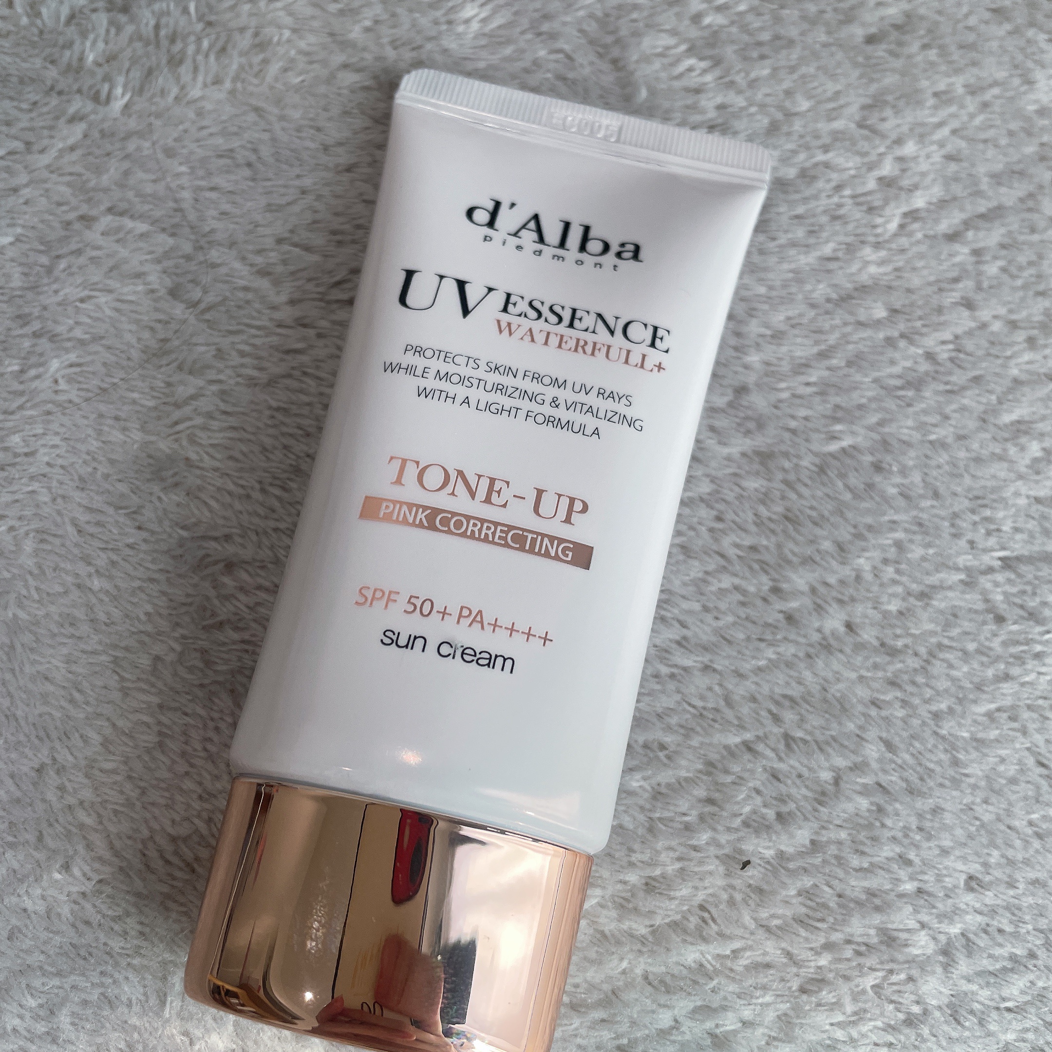 ウォータフルトーンアップサンクリーム/ダルバ/日焼け止めクリームを使ったクチコミ（2枚目）