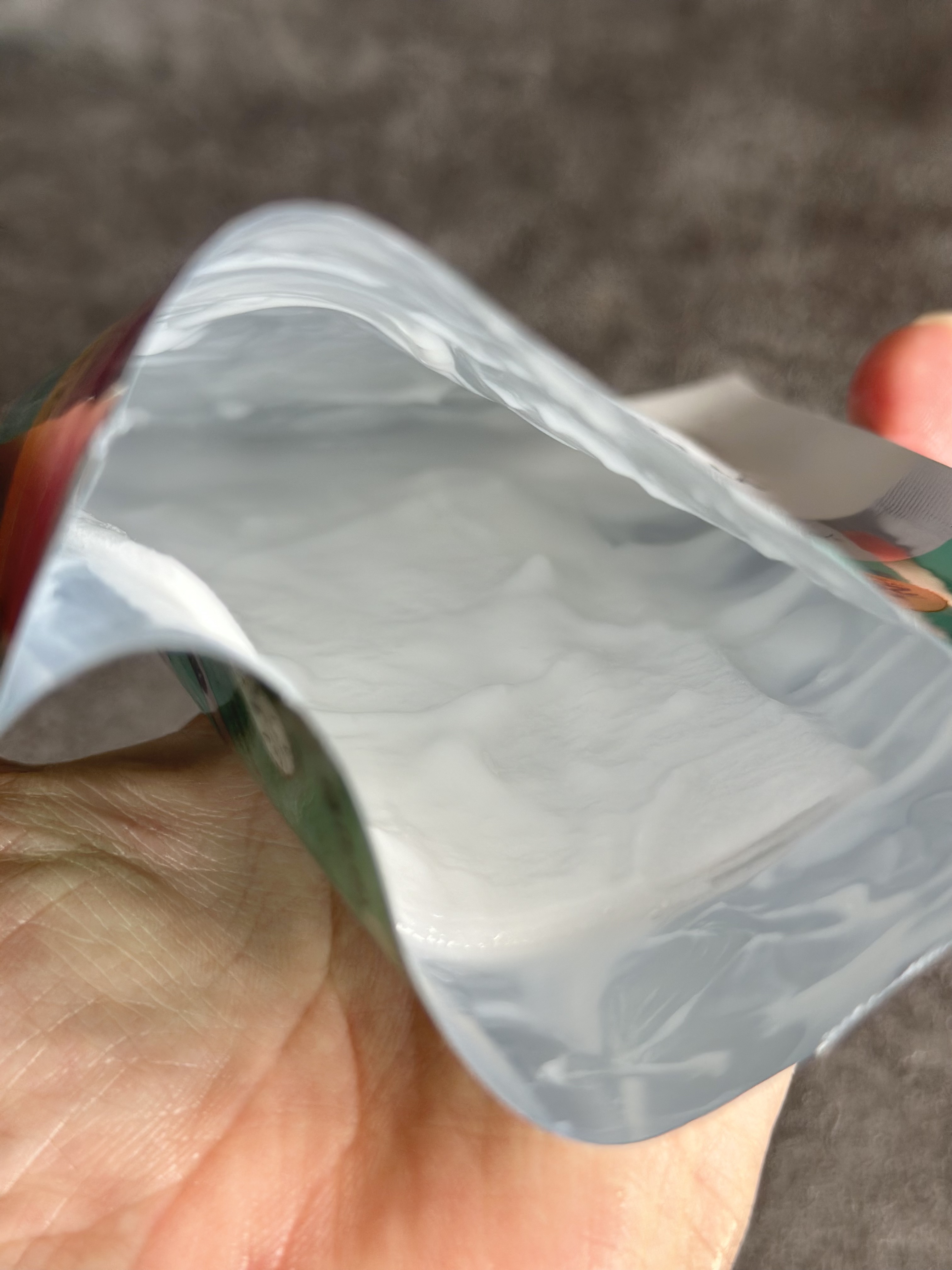 nita⌇フォロバのクチコミ「VT リードルS PDRN+マスク(1枚入)

デイリーマスクよりもしっかりした生地の
１枚入.....」（3枚目）