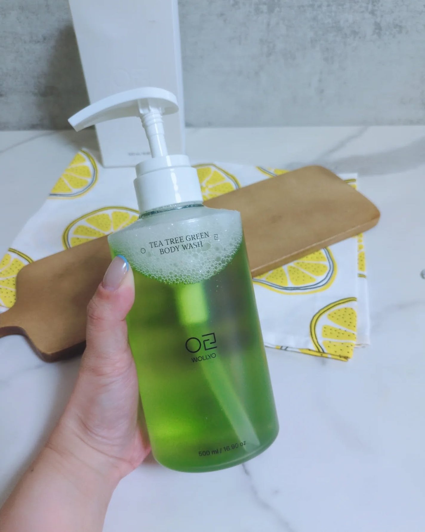 みぃ on LIPS 「WOLLYOティーツリーグリーンボディウォッシュお肌の鎮静と刺..」(2枚目)