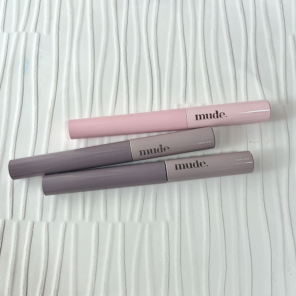 インスパイアスキニーブロウカラ/mude./眉マスカラを使ったクチコミ（1枚目）