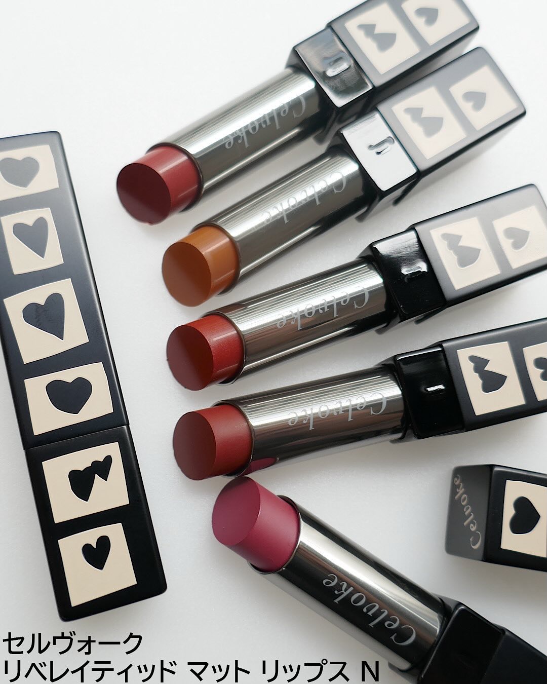 セルヴォーク リベレイティッド マット リップス N/Celvoke/口紅を使ったクチコミ（2枚目）