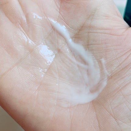 パフュームヘアエッセンス ブラックベリー/BEAUSTA/ヘアワックス・クリームを使ったクチコミ(4枚目)