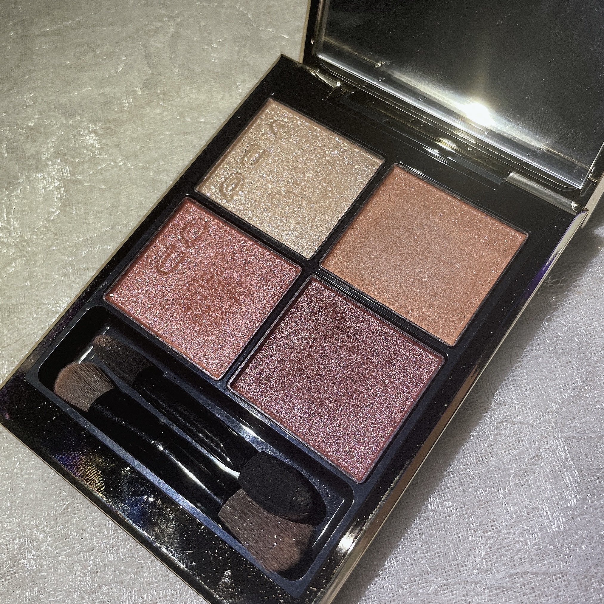 シグニチャー カラー アイズ/SUQQU/アイシャドウパレットを使ったクチコミ（3枚目）