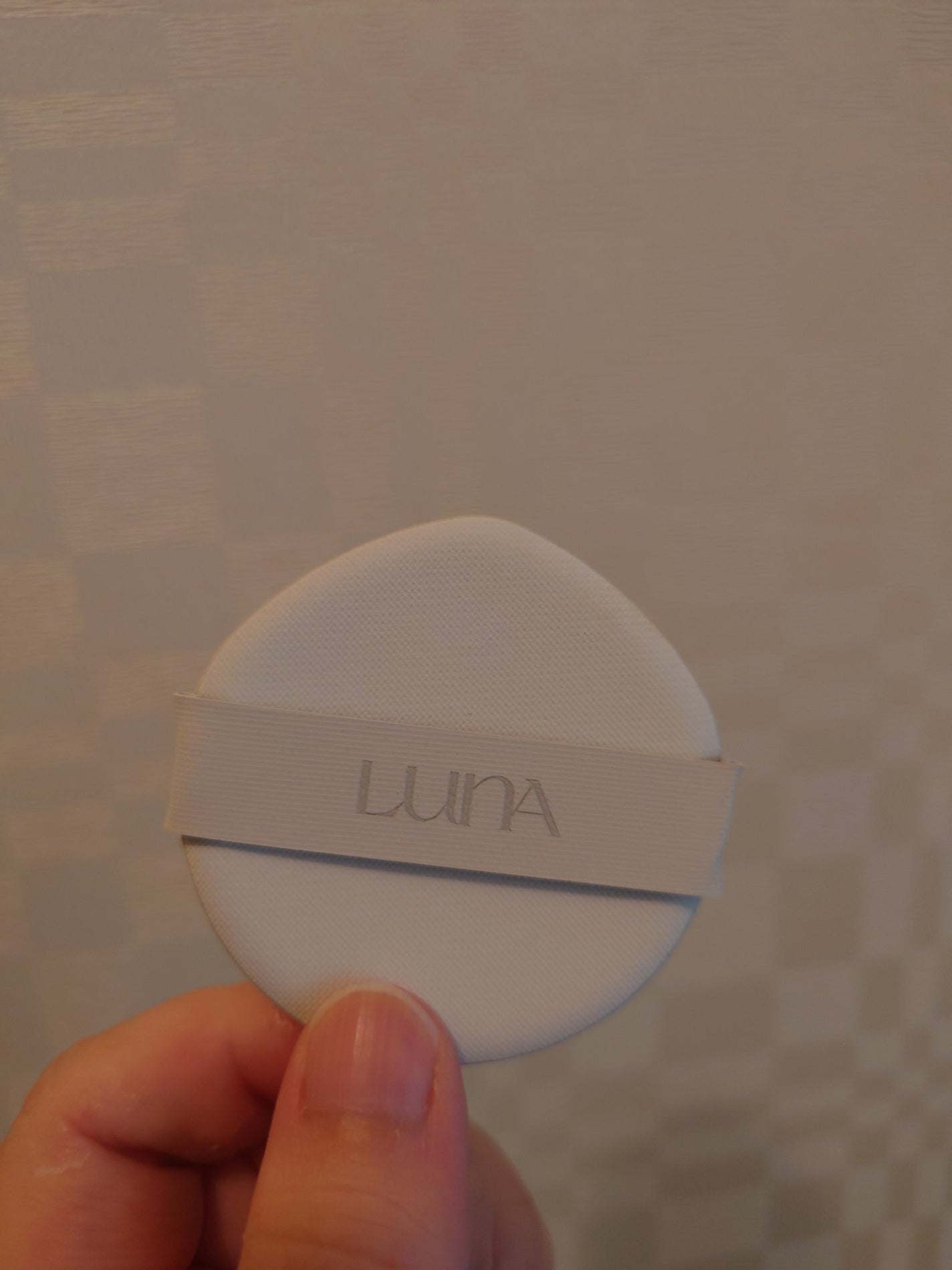 ブラーカバークッション/LUNA/クッションファンデーションを使ったクチコミ(4枚目)