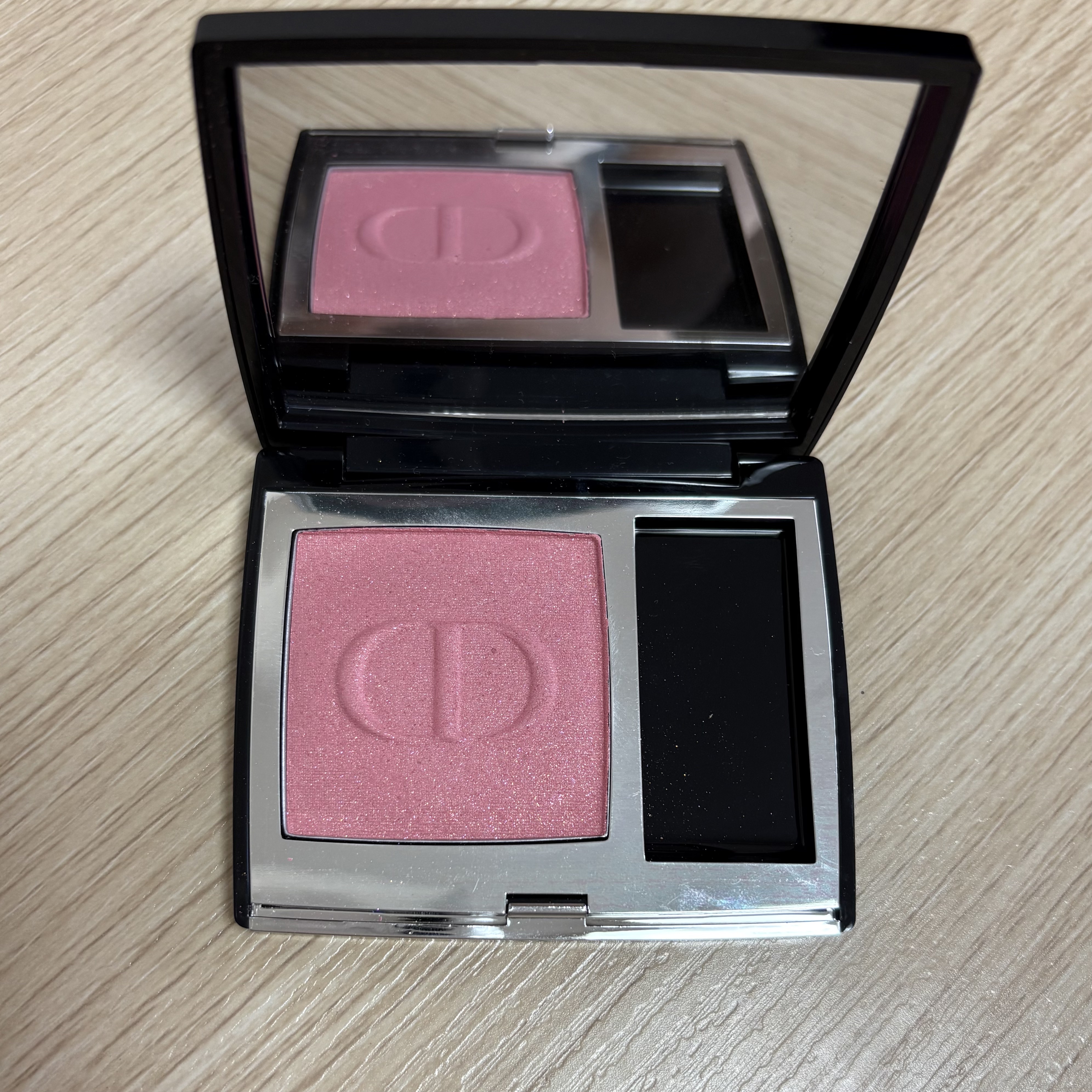 ディオールスキン ルージュ ブラッシュ/Dior/パウダーチークを使ったクチコミ（2枚目）