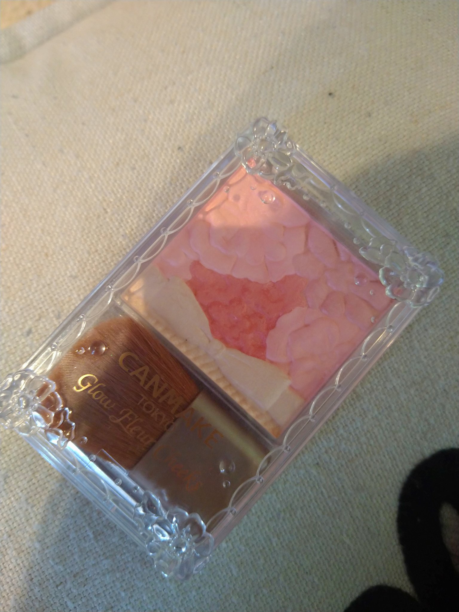 グロウフルールチークス/キャンメイク/パウダーチークを使ったクチコミ（2枚目）