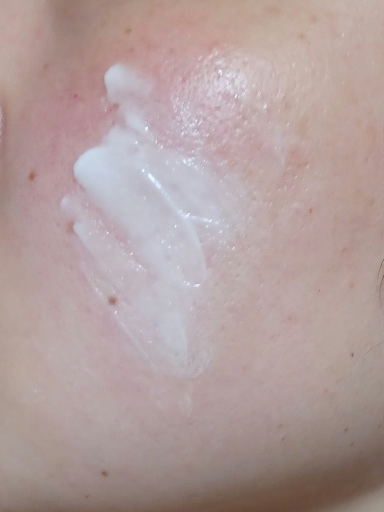 フローロドラ カーミングアイランドスージングマスク/Florodora/フェイスクリームを使ったクチコミ(7枚目)