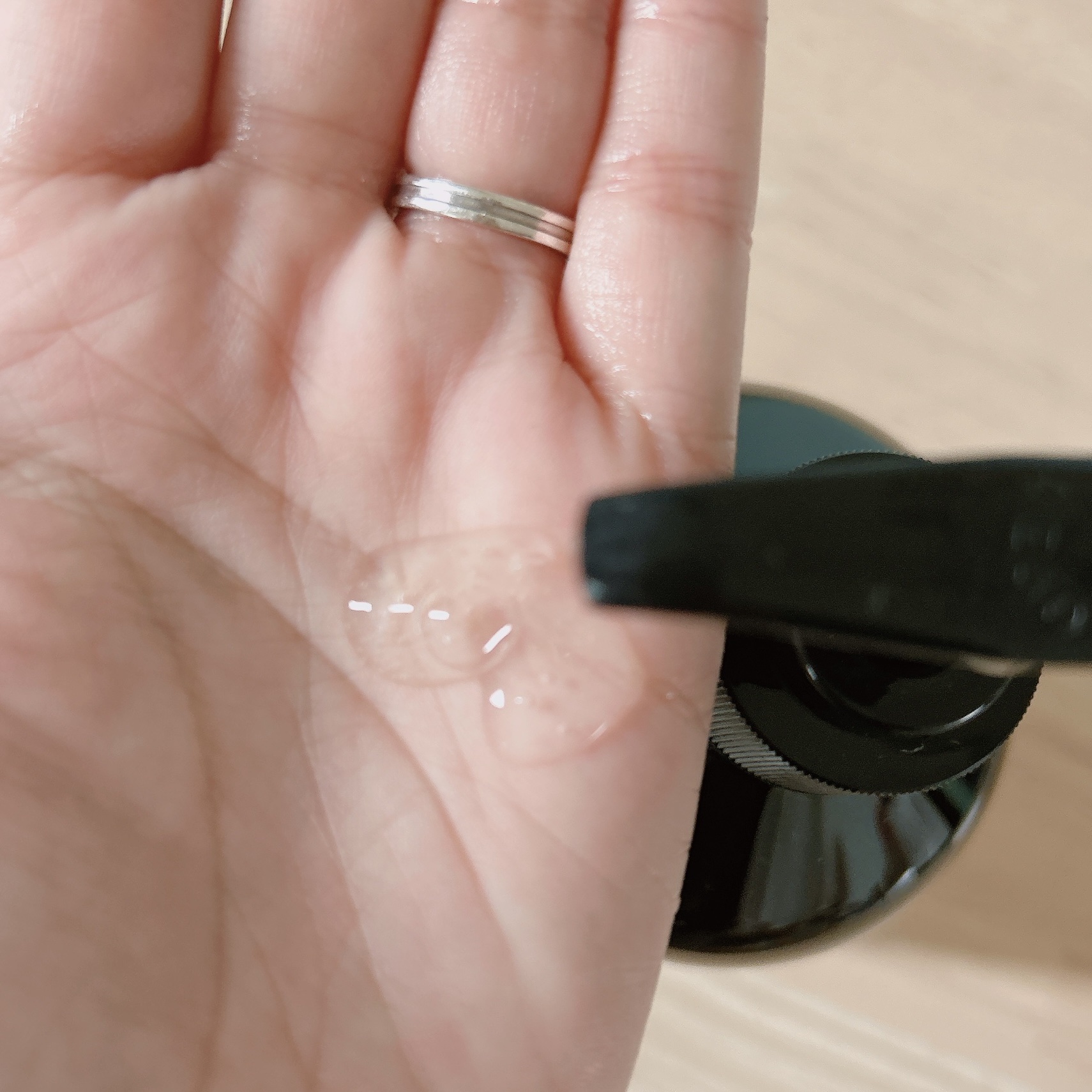 アロマティックハンドウォッシュ/ROSLYN/ハンドソープを使ったクチコミ（2枚目）