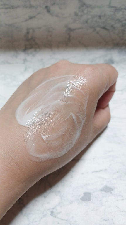 フローロドラ カーミングアイランドスージングマスク/Florodora/フェイスクリームを使ったクチコミ(5枚目)