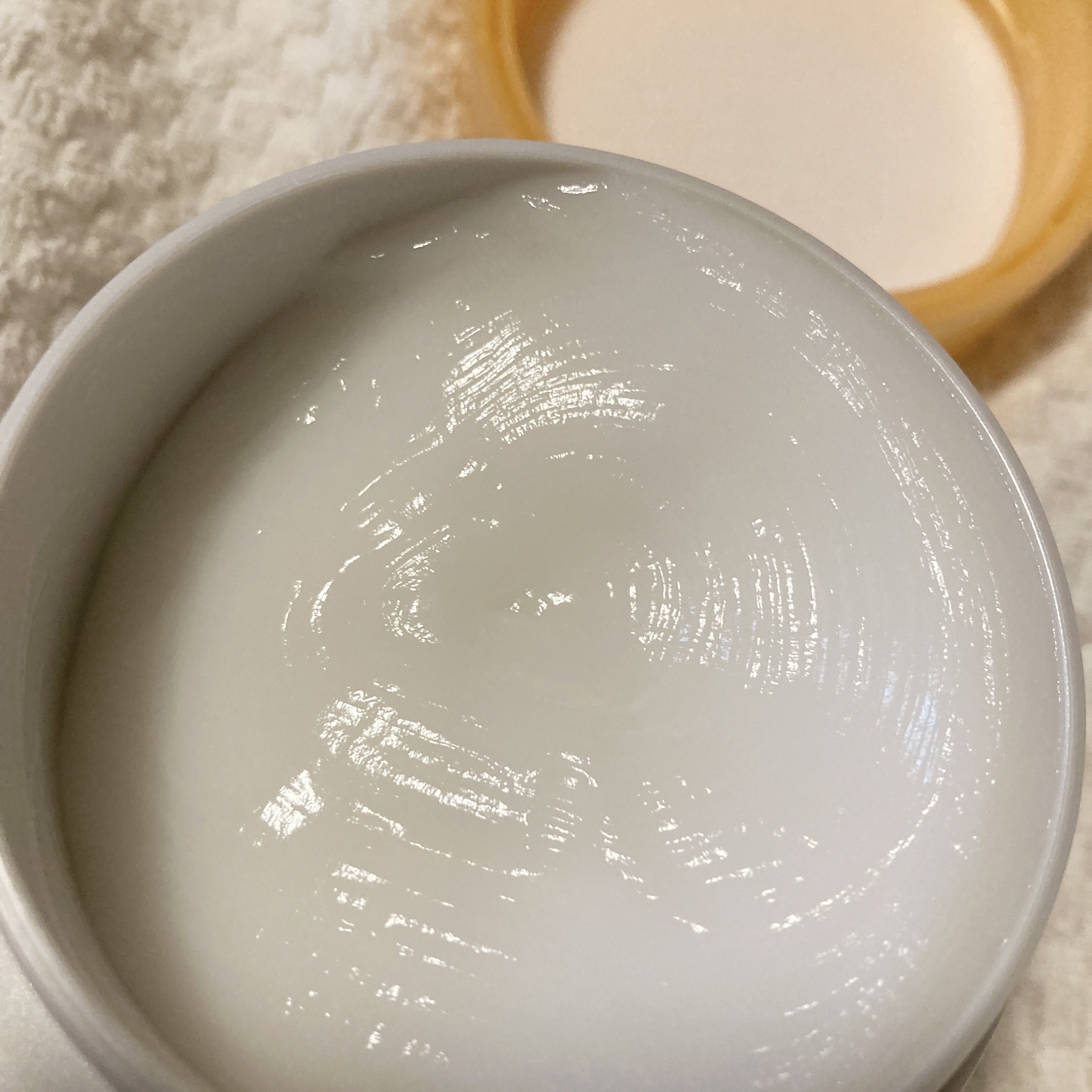 エッセンシャルプレミアム とろ生ヘアマスク/エッセンシャル/ヘアマスク・ヘアパックを使ったクチコミ（2枚目）