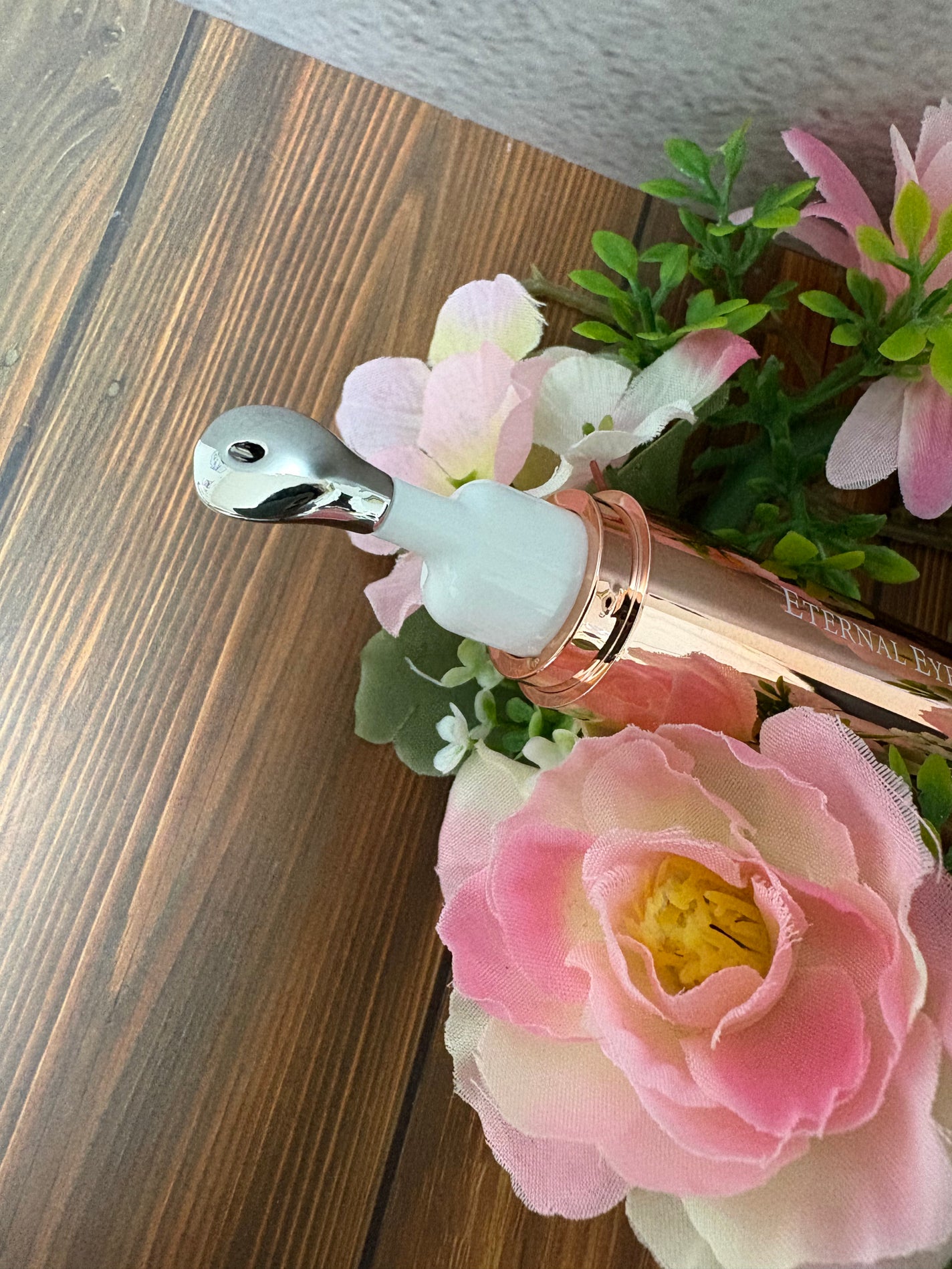 エターナルアイクリーム/リュバンブラン/アイケア・アイクリームを使ったクチコミ(3枚目)