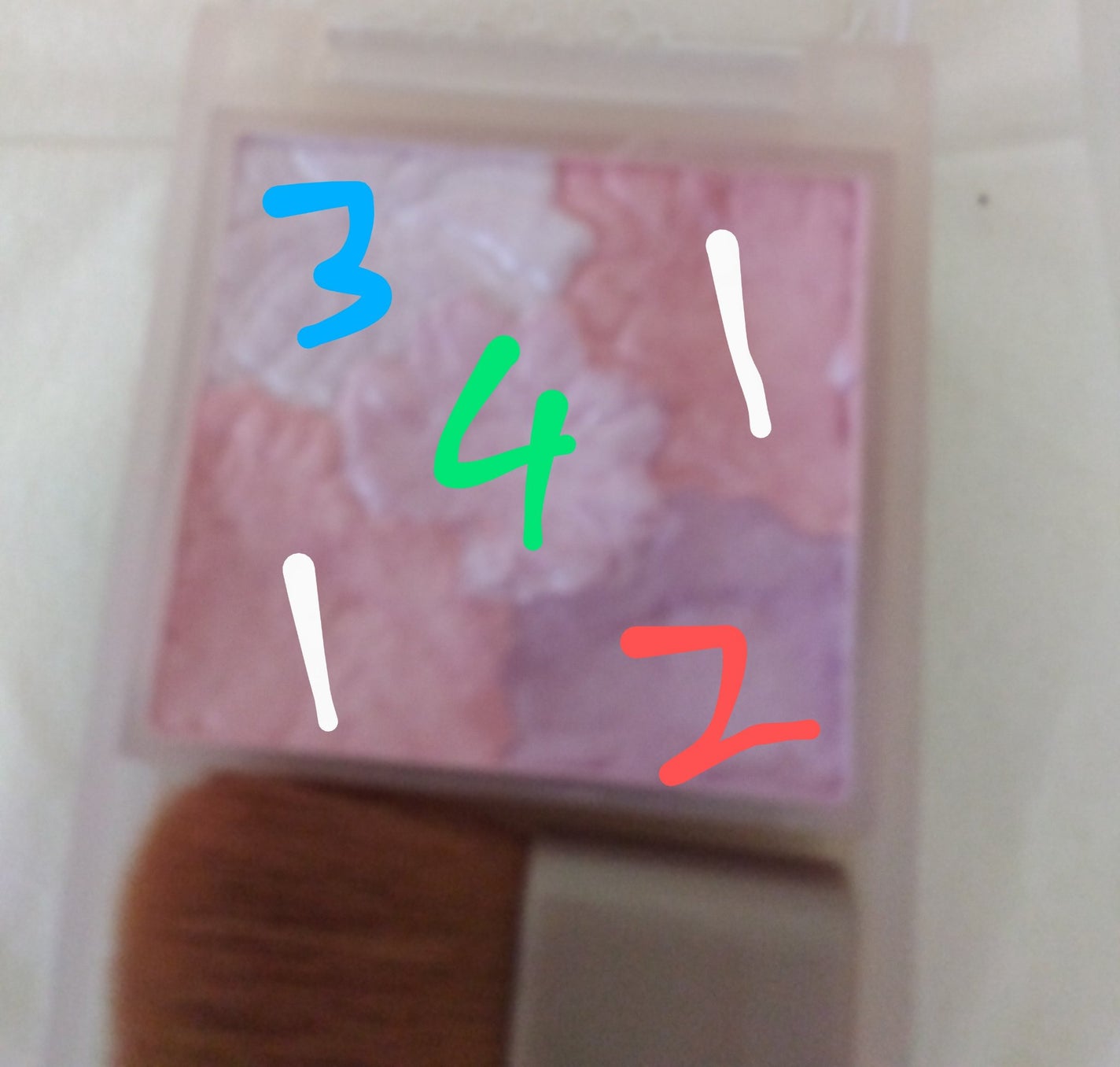 莉子 on LIPS 「#ドラコスこれ買って【使った商品】B03番ラベンダードリーム【..」(2枚目)